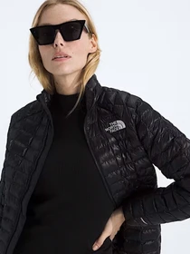 Куртки и дубленки The North Face W THERMOBALL JACKET модель NF0A8D3SJK31 Фото