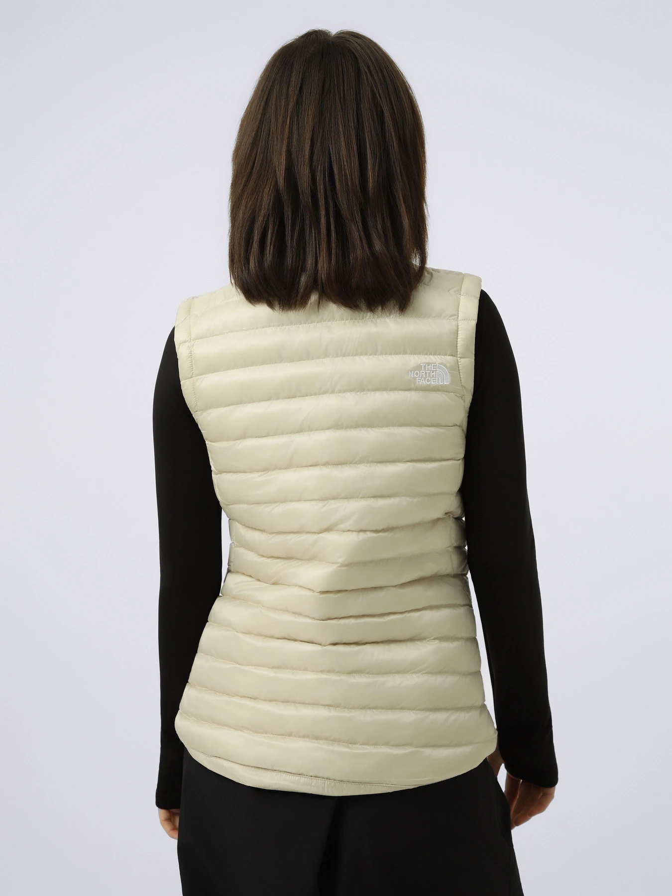 Куртки та дублянки The North Face W HUILA SYNTH VEST модель NF0A8DW5DOM1 Куртки та дублянки The North Face W HUILA SYNTH VEST модель NF0A8DW5DOM1 Фото