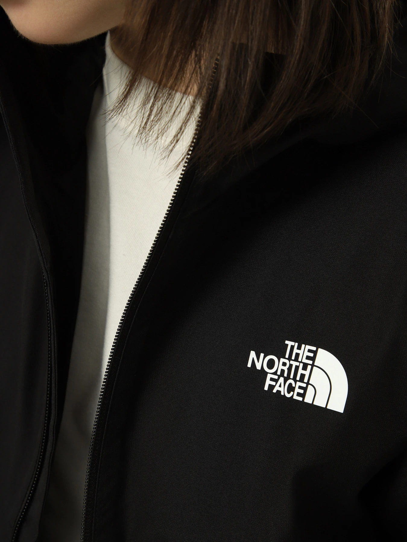 Куртки та дублянки The North Face W QUEST MONO CROPPED JACKET модель NF0A8G13JK31 Куртки та дублянки The North Face W QUEST MONO CROPPED JACKET модель NF0A8G13JK31 Фото
