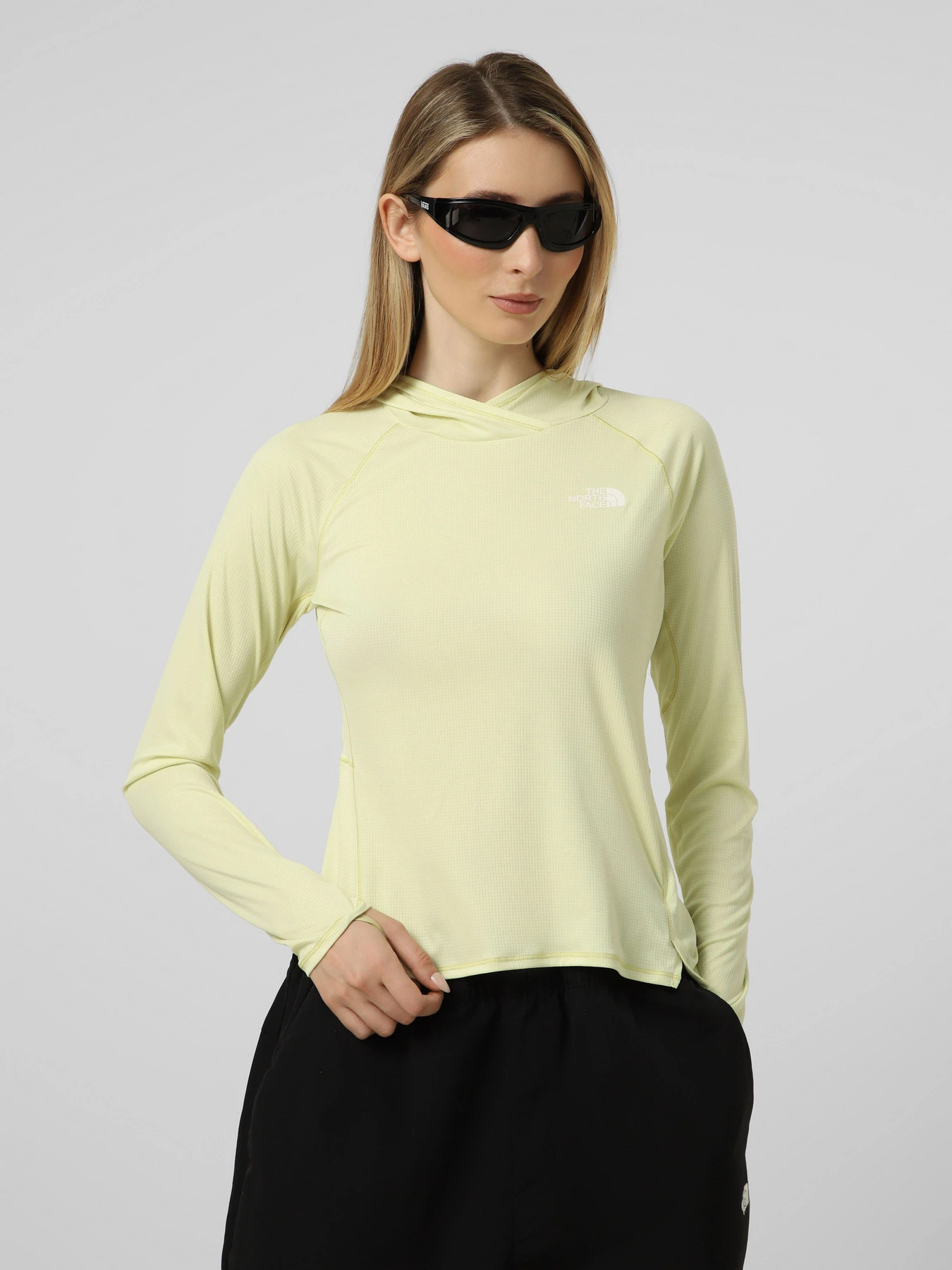 Худи и свитшоты The North Face W SUNRISER HOODIE модель NF0A8BN9G6O1 Худи и свитшоты The North Face W SUNRISER HOODIE модель NF0A8BN9G6O1 Фото