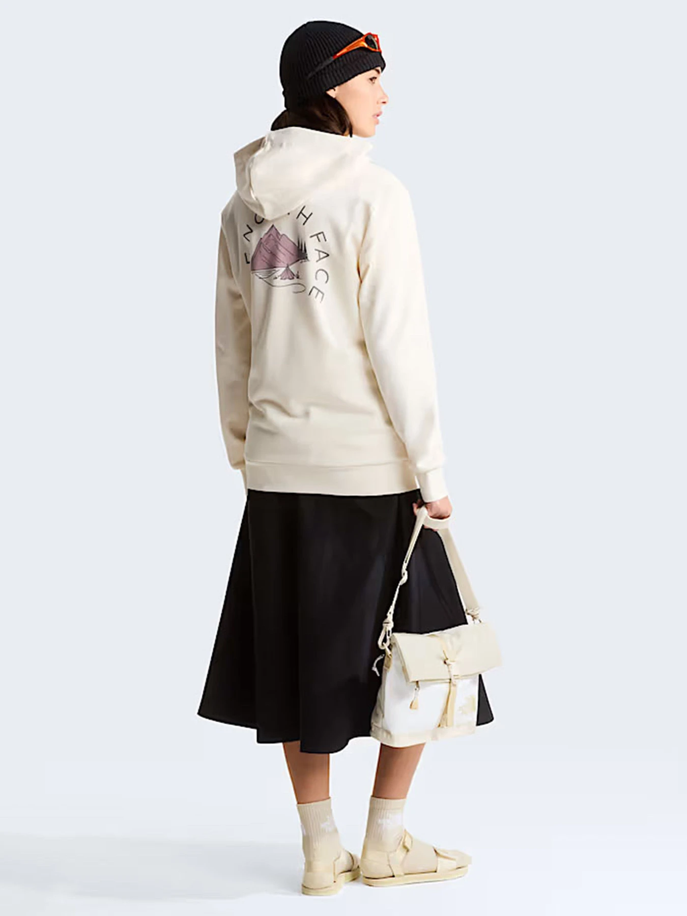 Худи и свитшоты The North Face W MONTE REGULAR HOODIE-GRAPHIC модель NF0A8GAAQLI1 Худи и свитшоты The North Face W MONTE REGULAR HOODIE-GRAPHIC модель NF0A8GAAQLI1 Фото