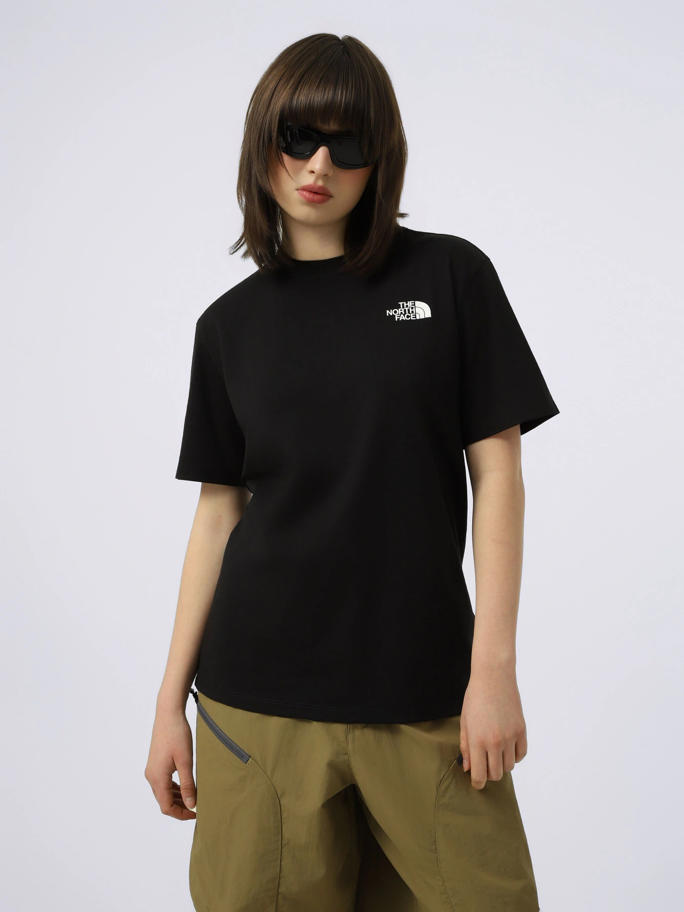 Футболки і поло The North Face W EVOLUTION BOX NSE RELAXED SH модель NF0A8B6WKY41 Футболки і поло The North Face W EVOLUTION BOX NSE RELAXED SH модель NF0A8B6WKY41 Фото