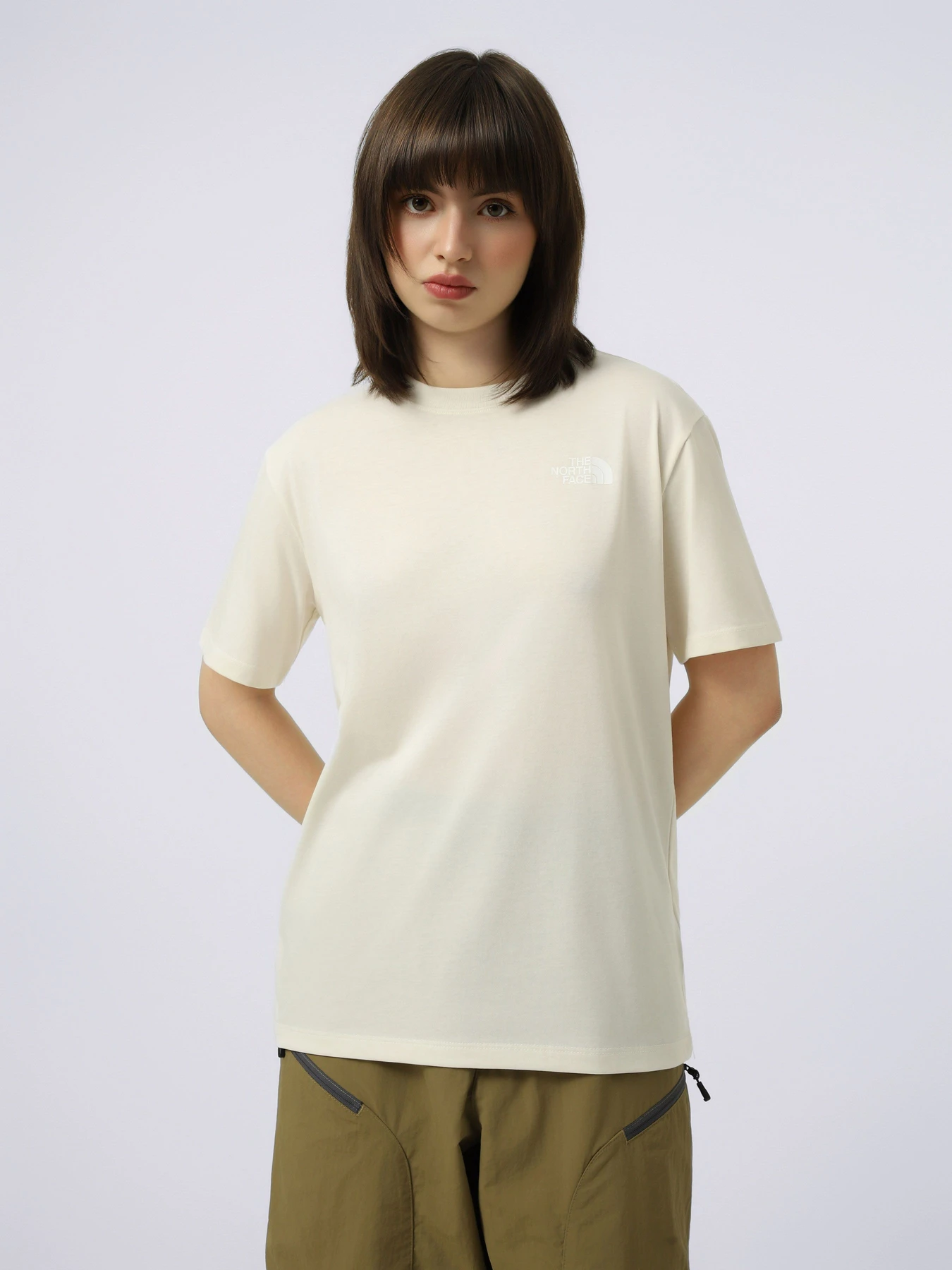 Футболки і поло The North Face W EVOLUTION BOX NSE RELAXED SH модель NF0A8B6WQLI1 Футболки і поло The North Face W EVOLUTION BOX NSE RELAXED SH модель NF0A8B6WQLI1 Фото