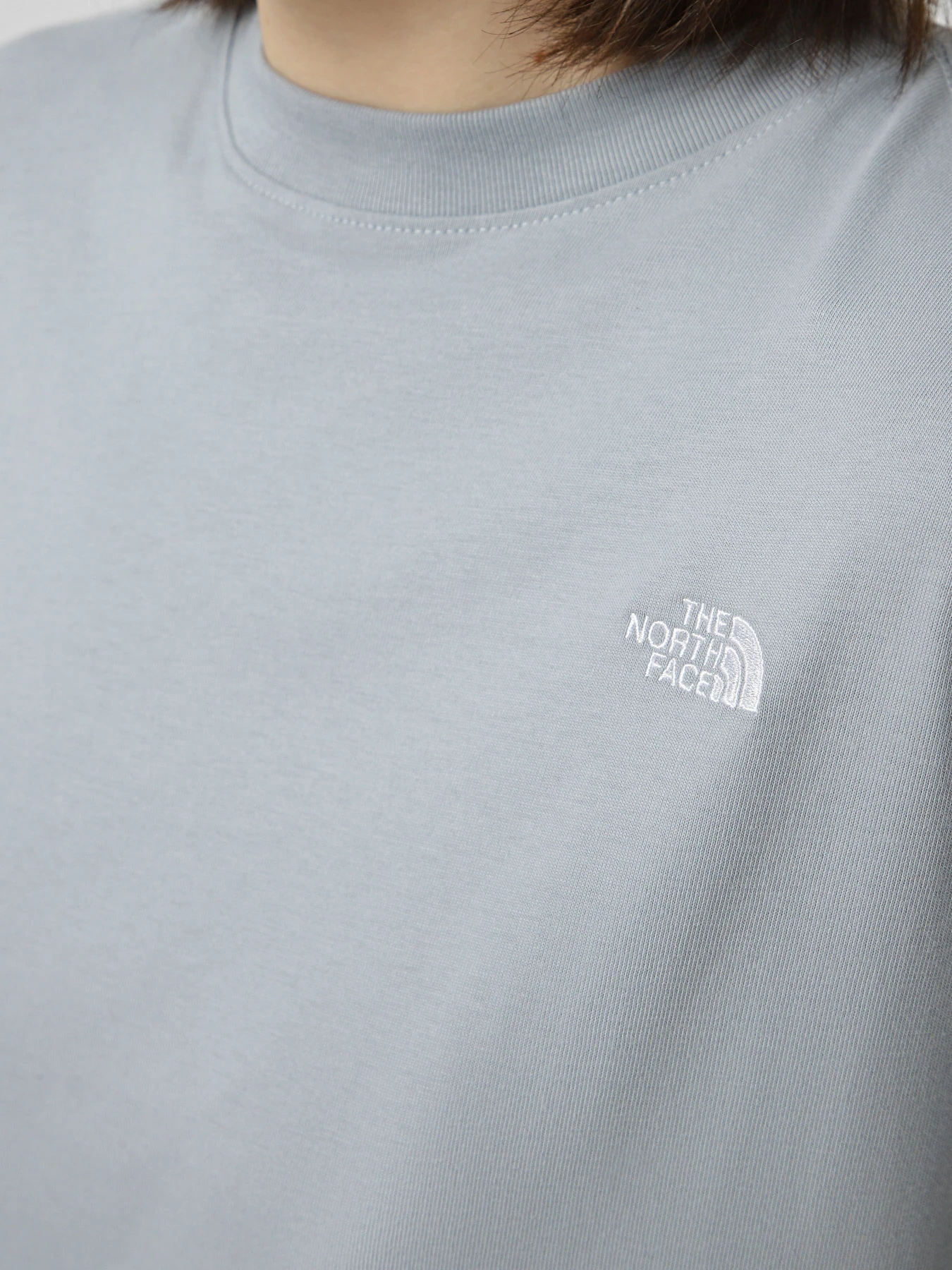 Футболки і поло The North Face W TNF ESSENTIAL SIMPLE DOME OS модель NF0A8EVXFM21 Футболки і поло The North Face W TNF ESSENTIAL SIMPLE DOME OS модель NF0A8EVXFM21 Фото