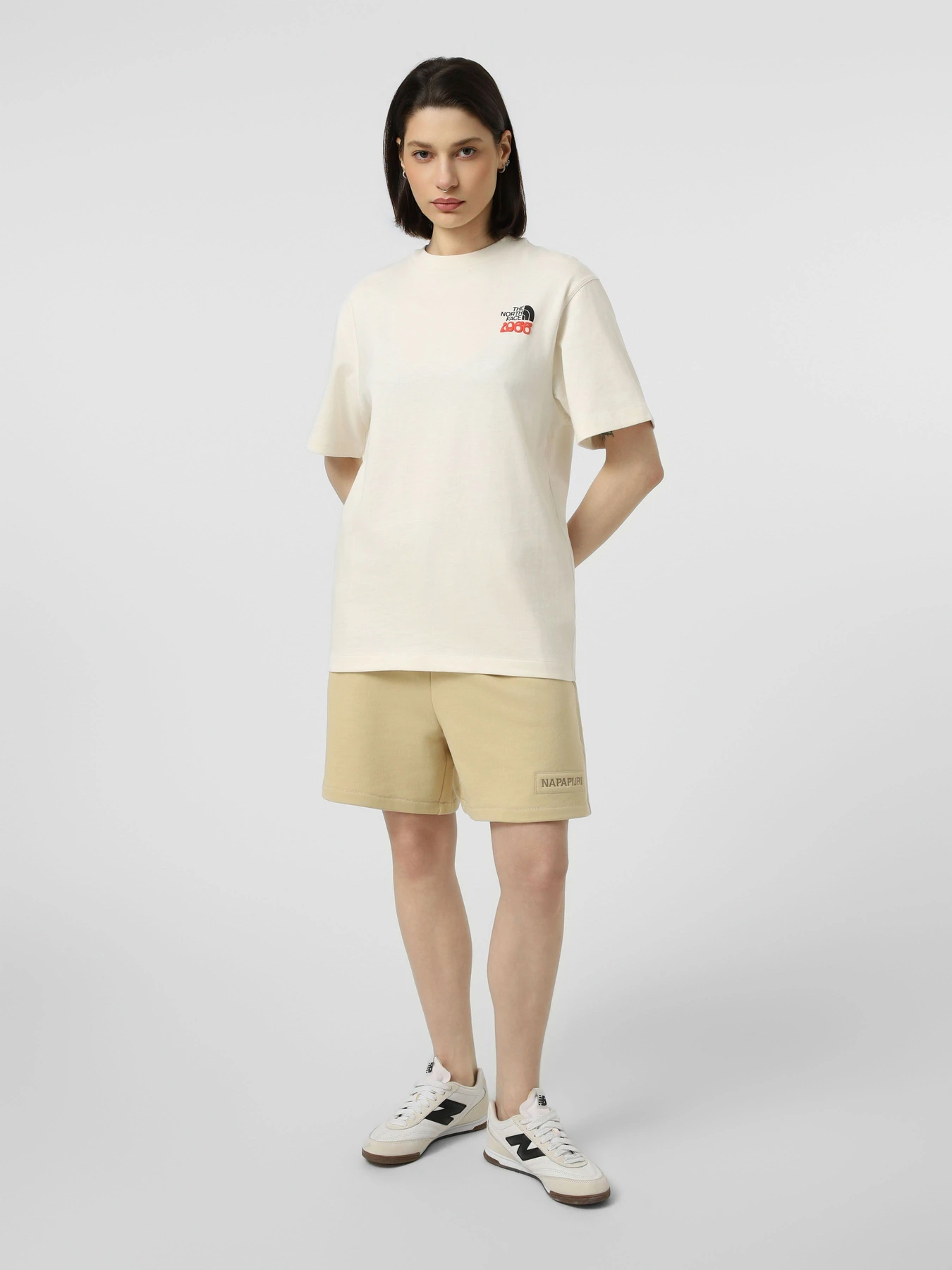 Футболки і поло The North Face M 1966 MOTION RELAXED SHORT SL модель NF0A8GAHQLI1 Футболки і поло The North Face M 1966 MOTION RELAXED SHORT SL модель NF0A8GAHQLI1 Фото