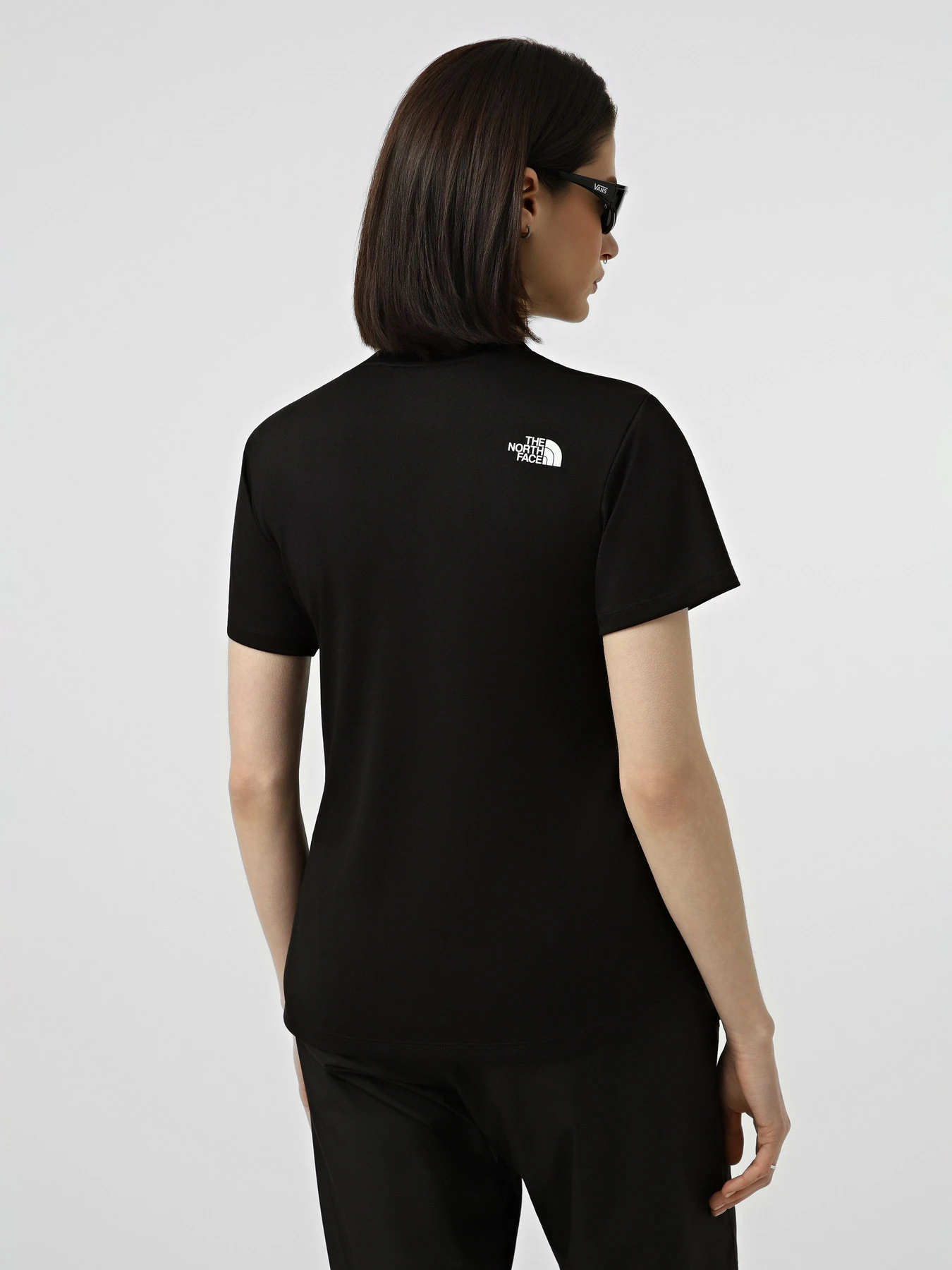 Футболки і поло The North Face W FLEX SHORT SLEEVES REG TEE модель NF0A8BRRJK31 Футболки і поло The North Face W FLEX SHORT SLEEVES REG TEE модель NF0A8BRRJK31 Фото