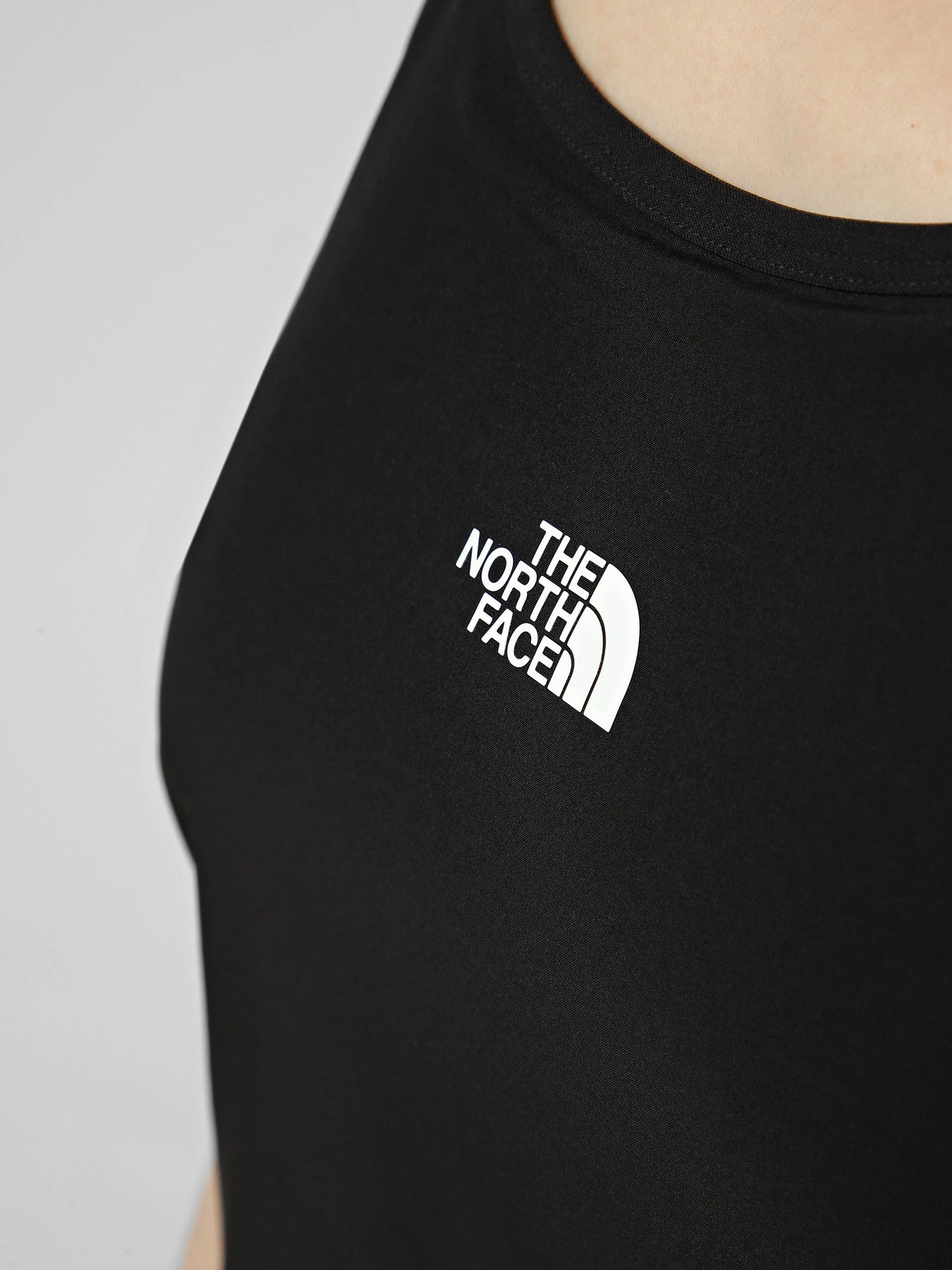 Платья The North Face W FLEX WOVEN 2IN1 DRESS модель NF0A8G26JK31 Платья The North Face W FLEX WOVEN 2IN1 DRESS модель NF0A8G26JK31 Фото