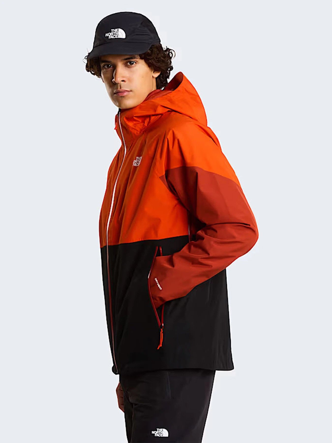 Куртки та дублянки The North Face M LIGHTNING ZIP-IN JACKET модель NF0A87GNMOF1 Куртки та дублянки The North Face M LIGHTNING ZIP-IN JACKET модель NF0A87GNMOF1 Фото