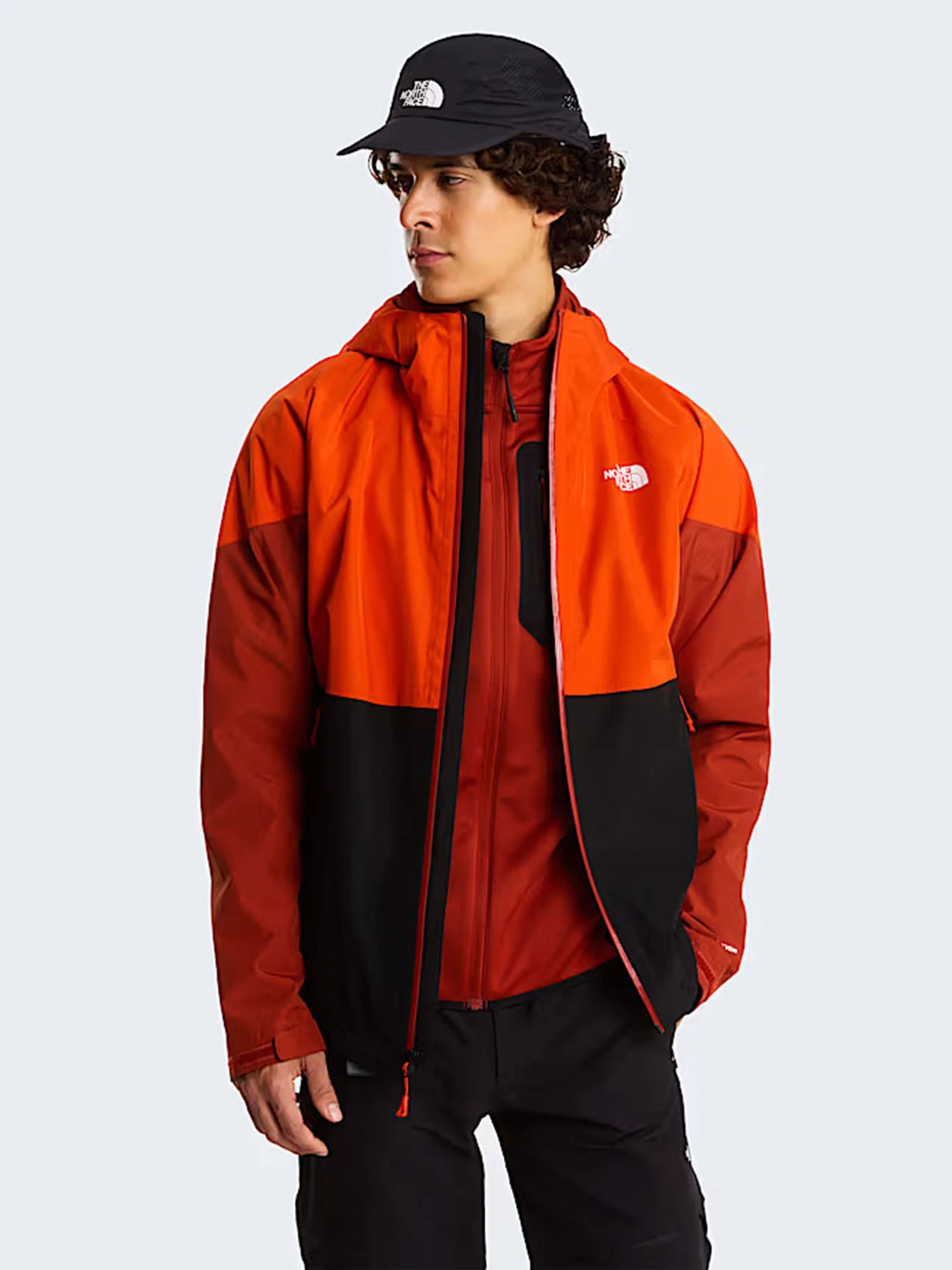Куртки та дублянки The North Face M LIGHTNING ZIP-IN JACKET модель NF0A87GNMOF1 Куртки та дублянки The North Face M LIGHTNING ZIP-IN JACKET модель NF0A87GNMOF1 Фото