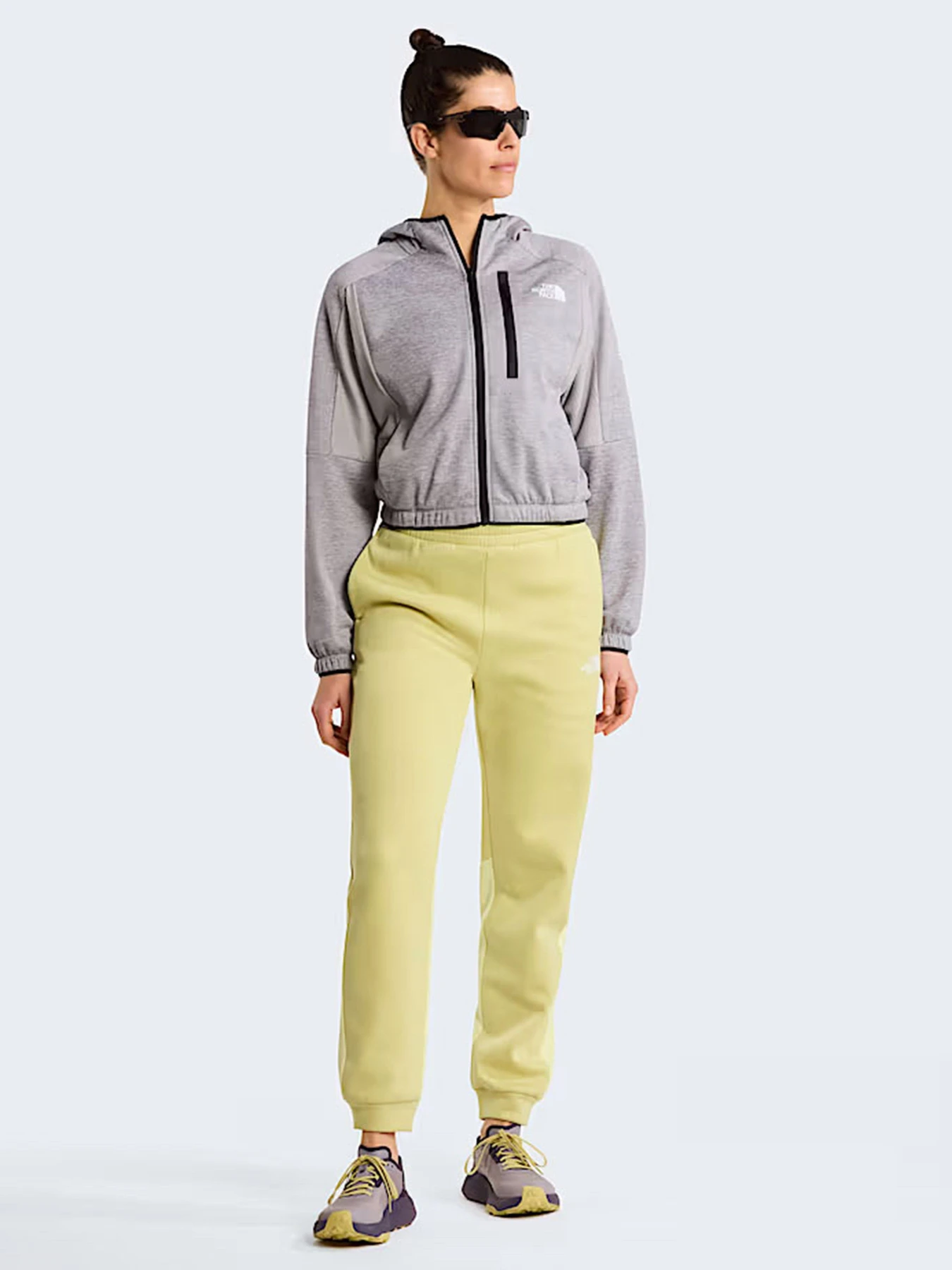 Худи и свитшоты The North Face W MOUNTAIN ATHLETICS FLEECE FU модель NF0A8DXXEB91 Худи и свитшоты The North Face W MOUNTAIN ATHLETICS FLEECE FU модель NF0A8DXXEB91 Фото