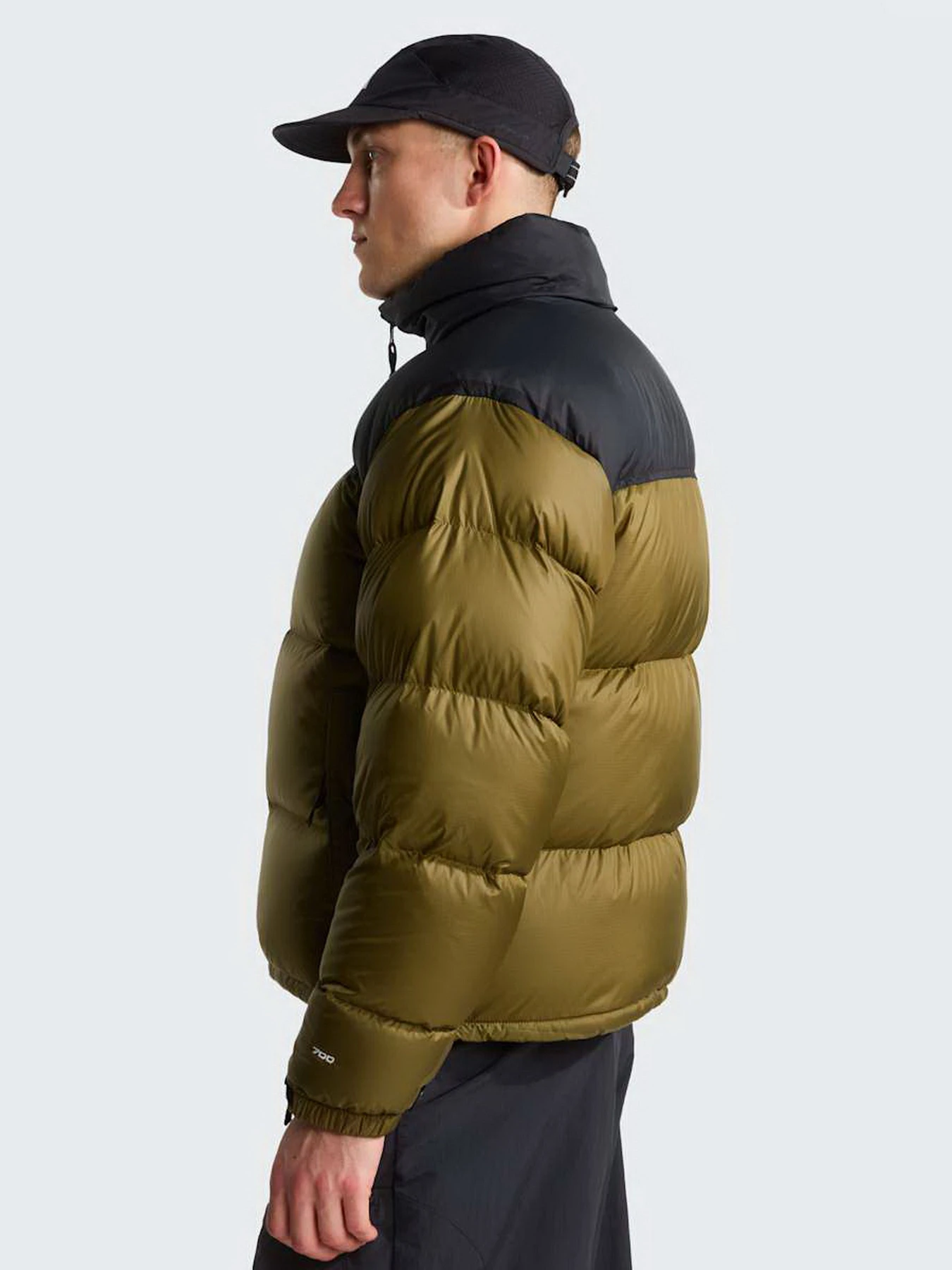 Куртки та дублянки The North Face M 1996 RETRO NUPTSE JACKET модель NF0A3C8DRL51 Фото