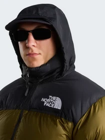 Куртки та дублянки The North Face M 1996 RETRO NUPTSE JACKET модель NF0A3C8DRL51 Фото