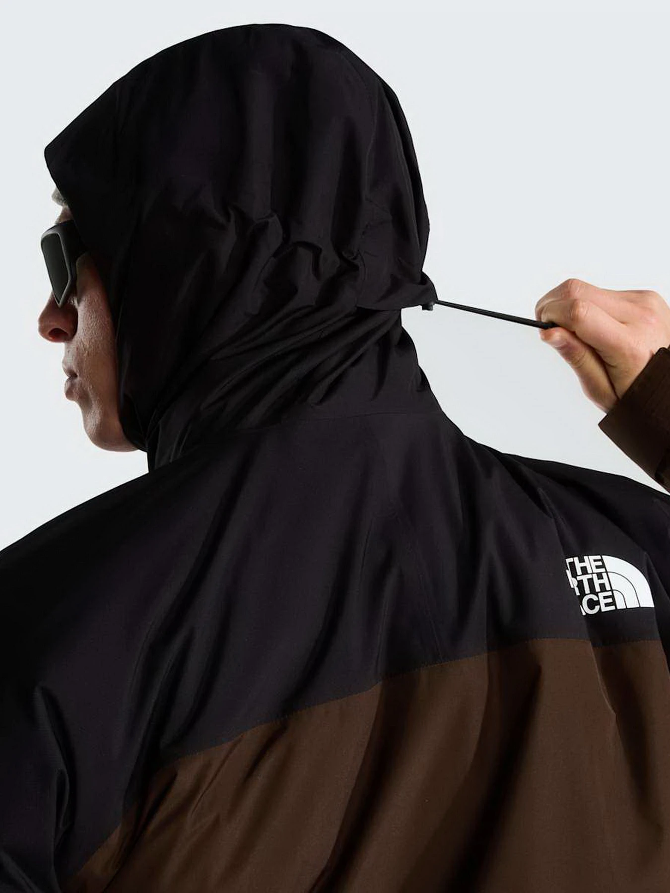Куртки та дублянки The North Face M MOUNTAIN LIGHT TRICLIMATE GT модель NF0A84FCRM11 Фото
