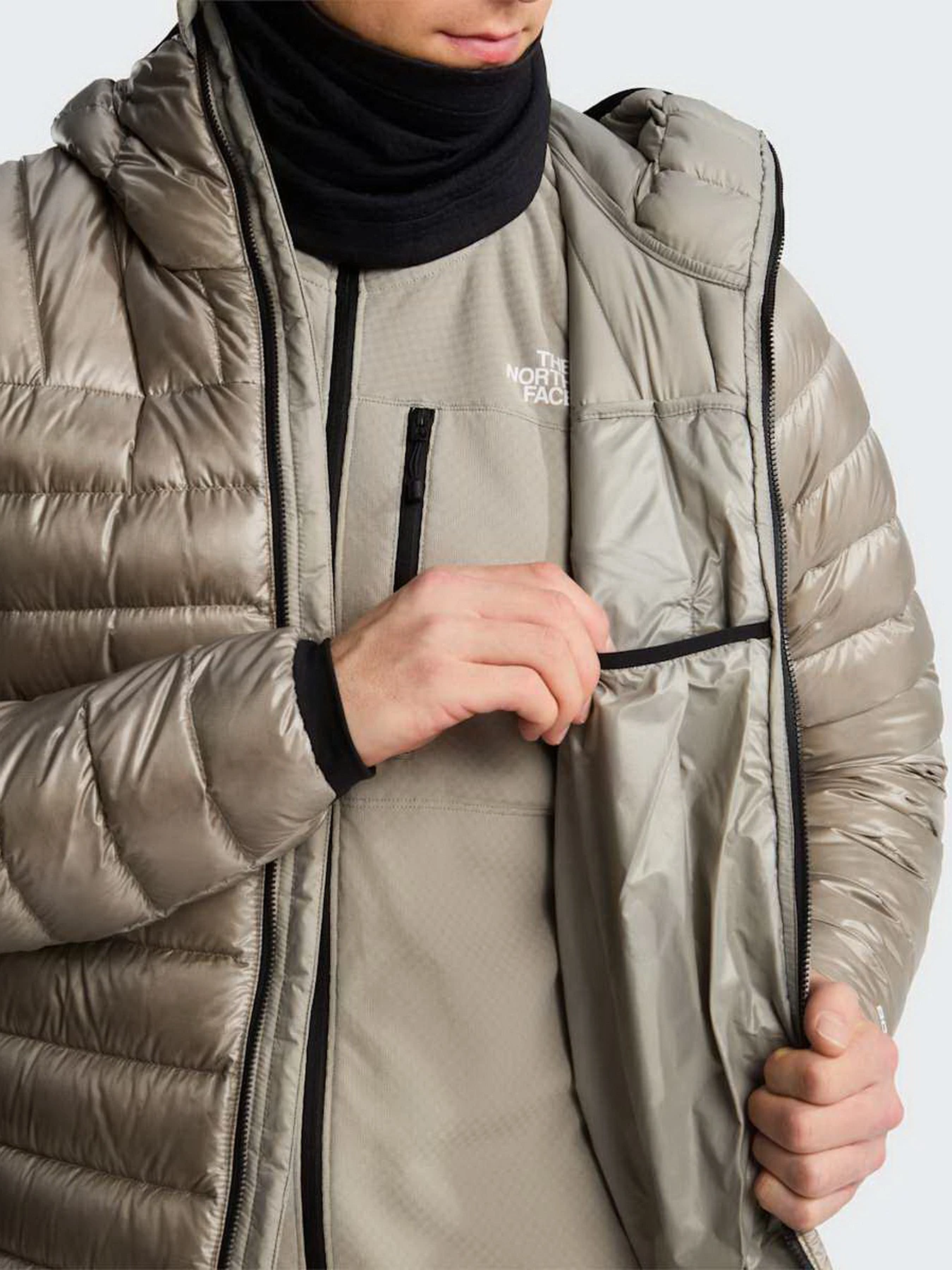 Куртки та дублянки The North Face M SUMMIT BREITHORN HOODIE модель NF0A87ZM2MB1 Фото