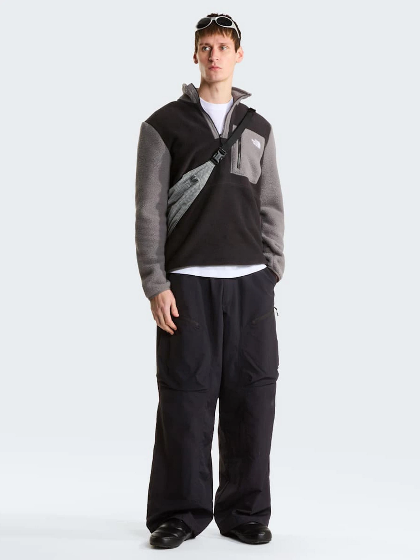 Худи и свитшоты The North Face M YUMIORI 1/4 ZIP модель NF0A883SWOO1 Худи и свитшоты The North Face M YUMIORI 1/4 ZIP модель NF0A883SWOO1 Фото