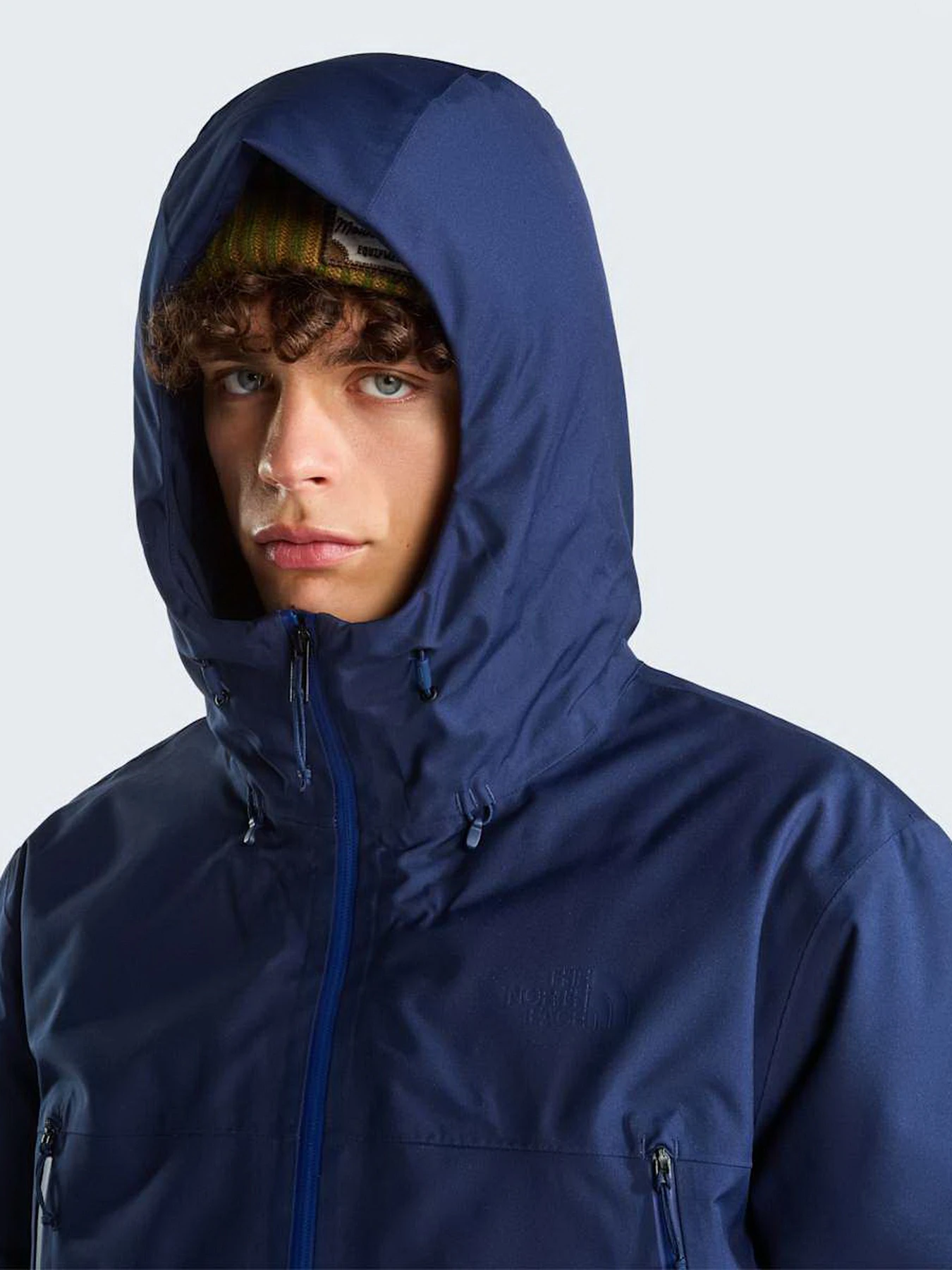Куртки и дубленки The North Face M MTN RANGE DOWN HOODED JACKET модель NF0A88WD8K21 Куртки и дубленки The North Face M MTN RANGE DOWN HOODED JACKET модель NF0A88WD8K21 Фото