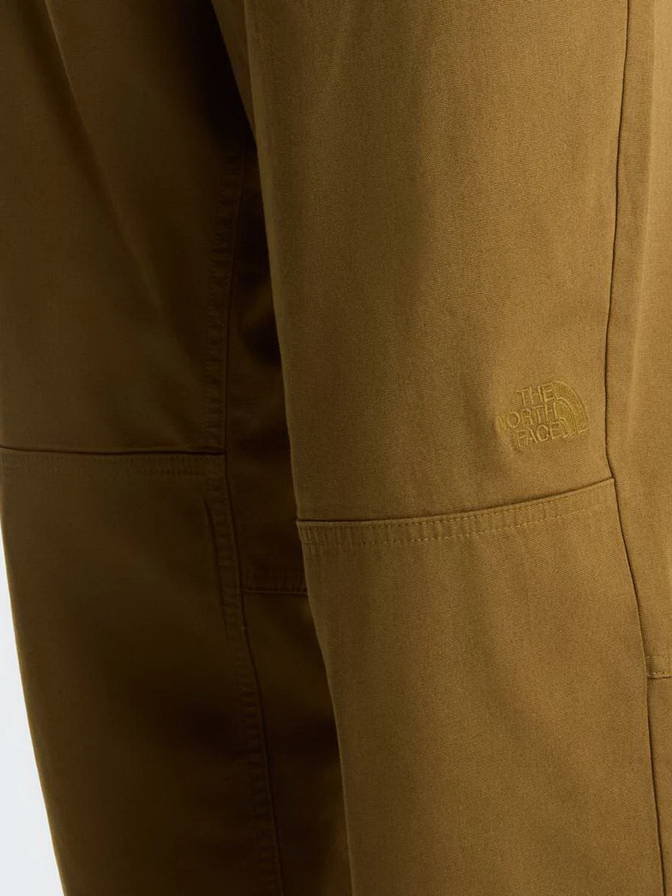 Брюки The North Face M BETA UTILITY BELTED PANT модель NF0A8B622EK1 Фото