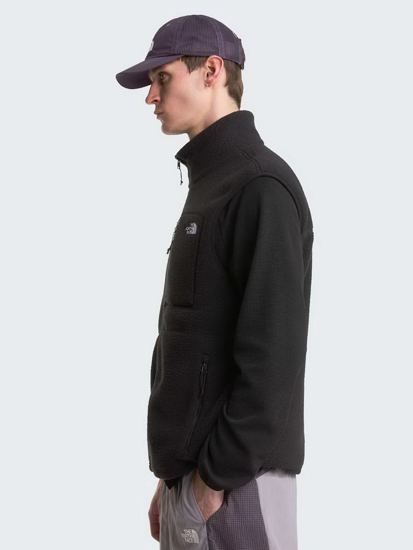 Светри та кардигани The North Face M YUMIORI VEST модель NF0A8B65JK31 Светри та кардигани The North Face M YUMIORI VEST модель NF0A8B65JK31 Фото