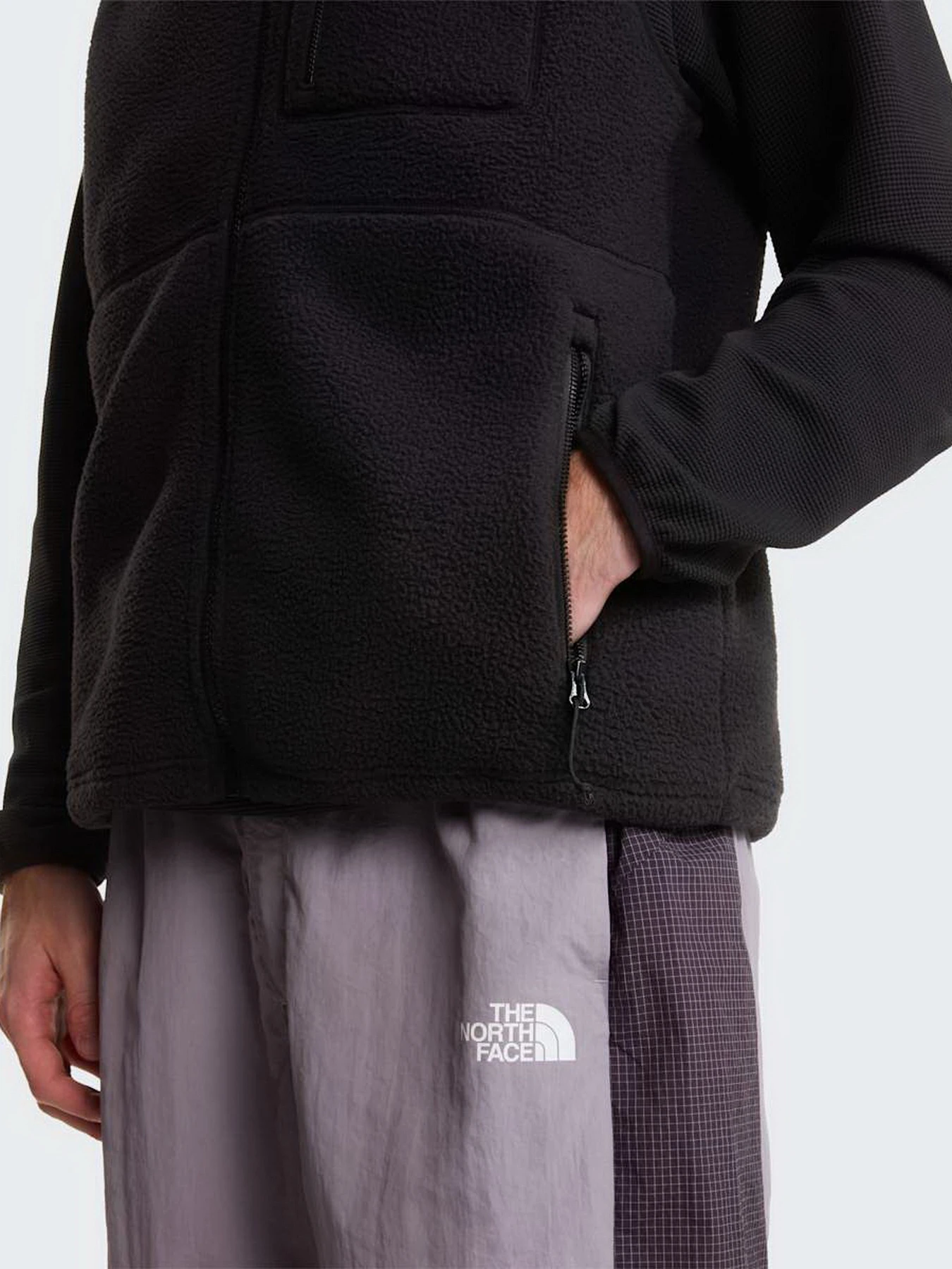 Светри та кардигани The North Face M YUMIORI VEST модель NF0A8B65JK31 Светри та кардигани The North Face M YUMIORI VEST модель NF0A8B65JK31 Фото