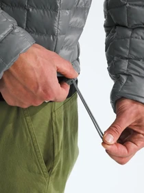 Куртки та дублянки The North Face M THERMOBALL JACKET модель NF0A8D1P0UZ1 Фото