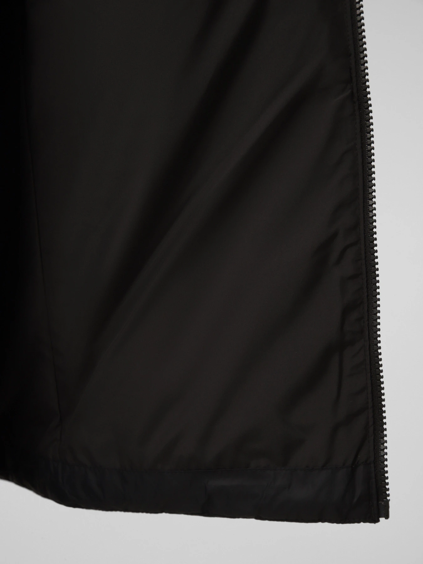 Куртки и дубленки The North Face M CLASSIC DOWN JACKET модель NF0A8D1UJK31 Куртки и дубленки The North Face M CLASSIC DOWN JACKET модель NF0A8D1UJK31 Фото