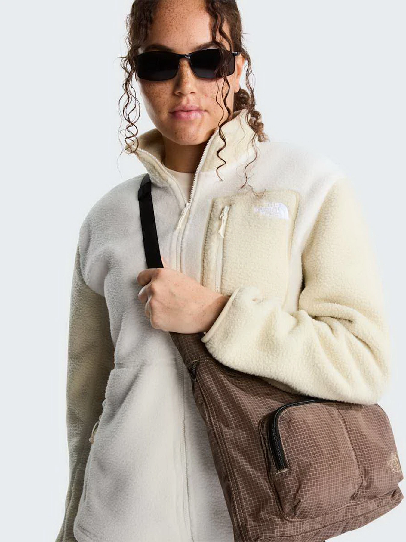 Худи и свитшоты The North Face W YUMIORI FULL ZIP модель NF0A8E88JN51 Фото