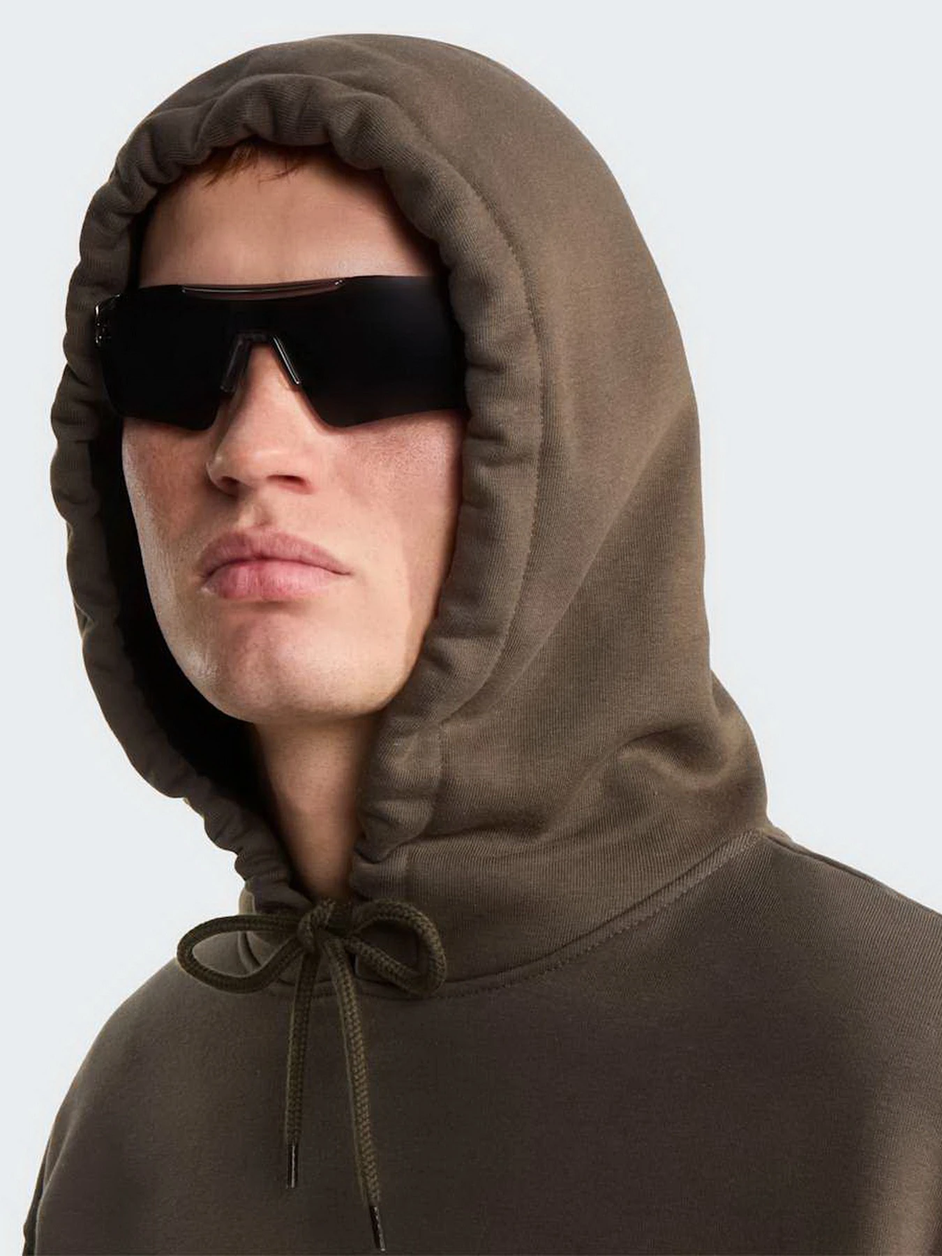 Худи и свитшоты The North Face M TNF RED BOX HOODIE модель NF0A8EFZ21L1 Фото
