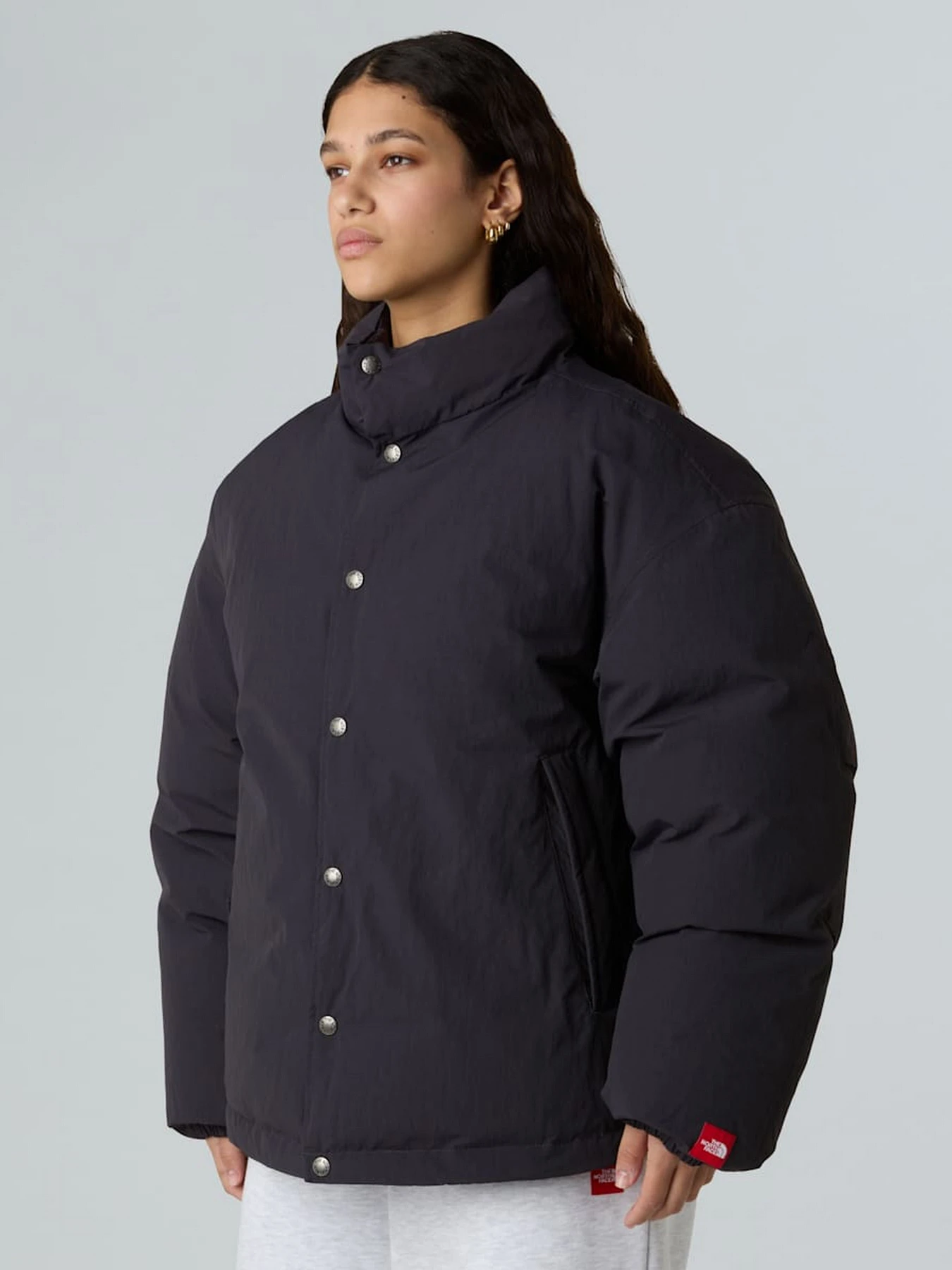 Куртки та дублянки The North Face M TNF RED BOX DOWN JACKET модель NF0A8EGB0SA1 Куртки та дублянки The North Face M TNF RED BOX DOWN JACKET модель NF0A8EGB0SA1 Фото