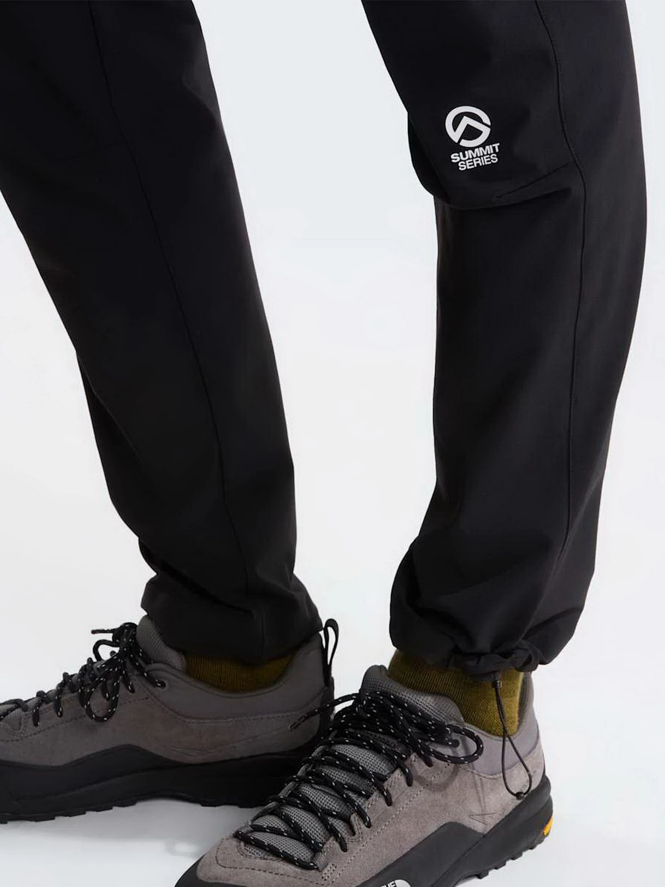 Брюки The North Face M SUMMIT OFF WIDTH PANT модель NF0A8EQXJK31 Фото