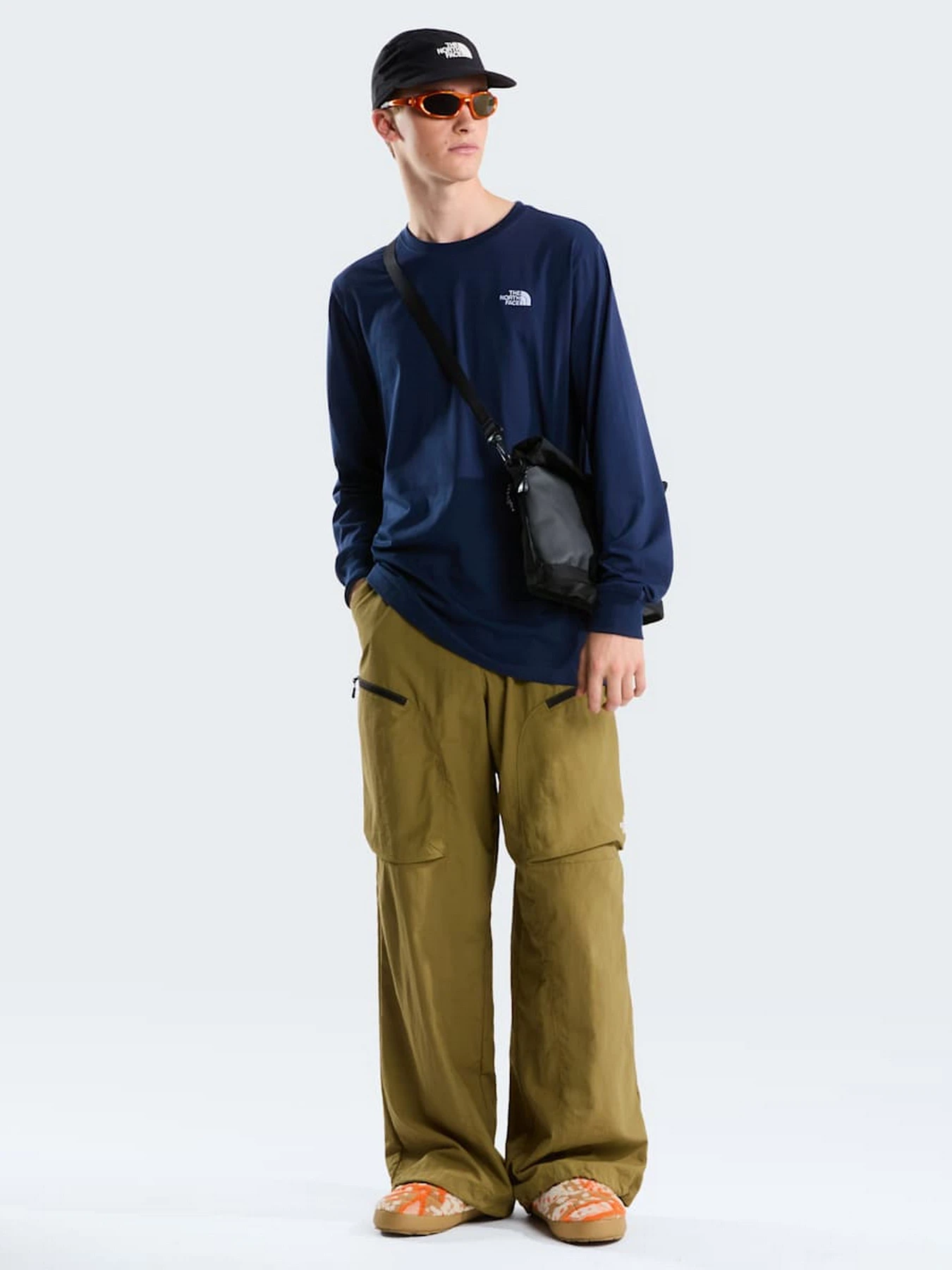Худи и свитшоты The North Face M EVOLUTION SIMPLE DOME REGULA модель NF0A8EU38K21 Фото