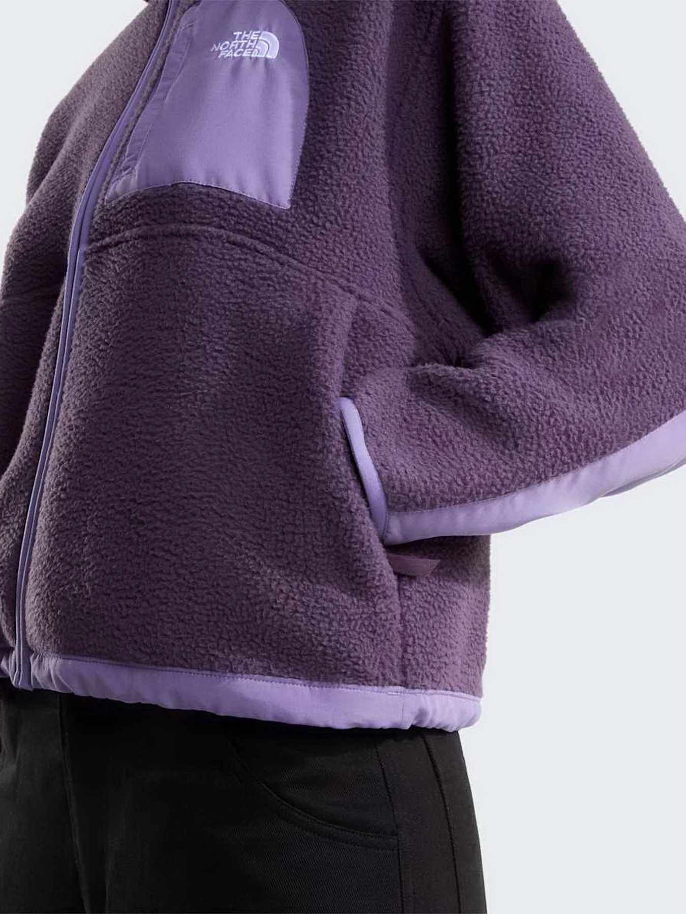 Худи и свитшоты The North Face W YUMIORI OFF PEAK FULL ZIP JA модель NF0A8EUZS1B1 Фото