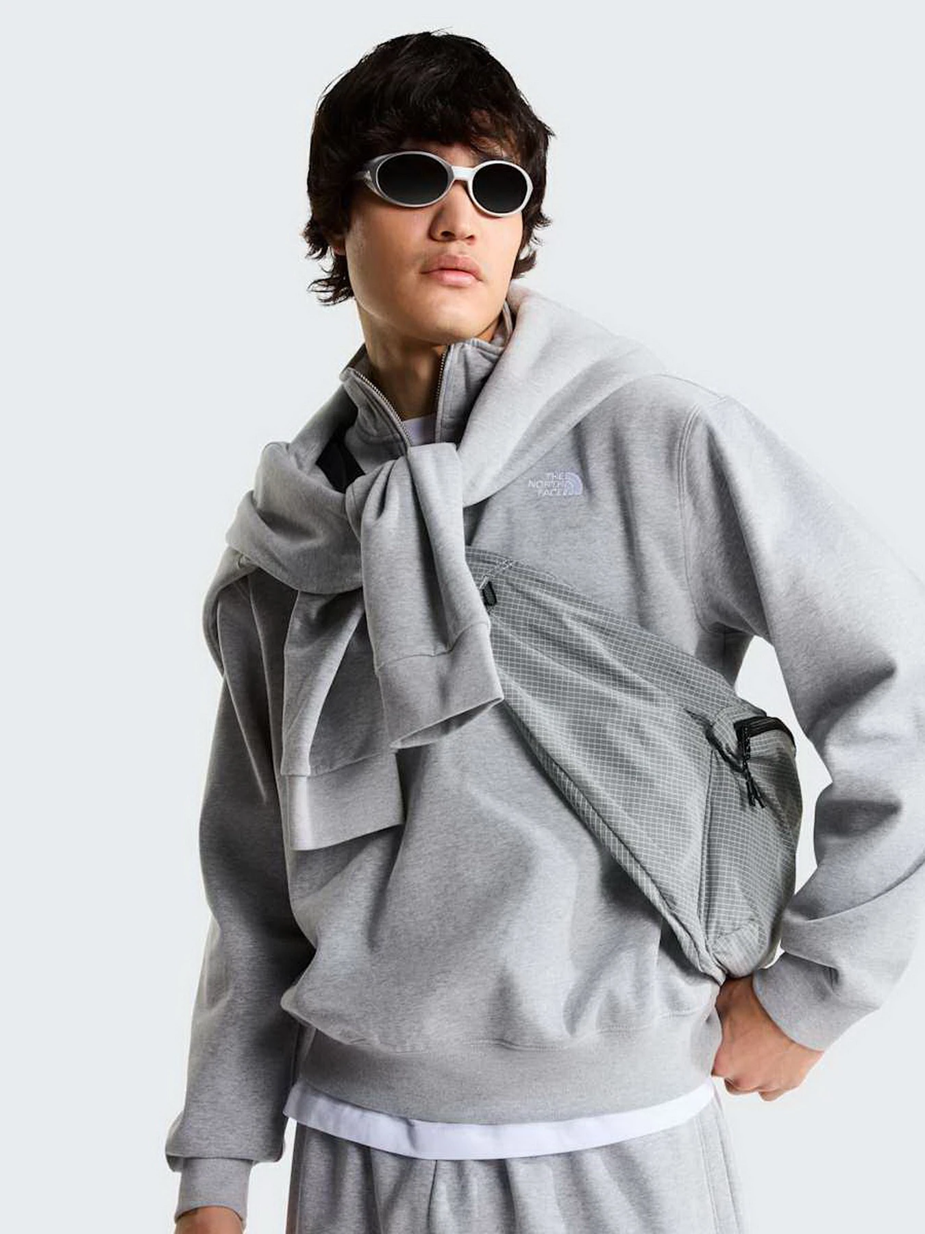 Худи и свитшоты The North Face M TNF ESSENTIAL SIMPLE DOME RE модель NF0A8FD8CQO1 Худи и свитшоты The North Face M TNF ESSENTIAL SIMPLE DOME RE модель NF0A8FD8CQO1 Фото
