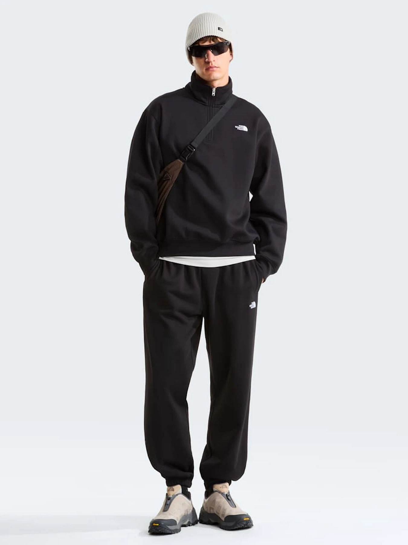 Худи и свитшоты The North Face M TNF ESSENTIAL SIMPLE DOME RE модель NF0A8FD8JK31 Худи и свитшоты The North Face M TNF ESSENTIAL SIMPLE DOME RE модель NF0A8FD8JK31 Фото