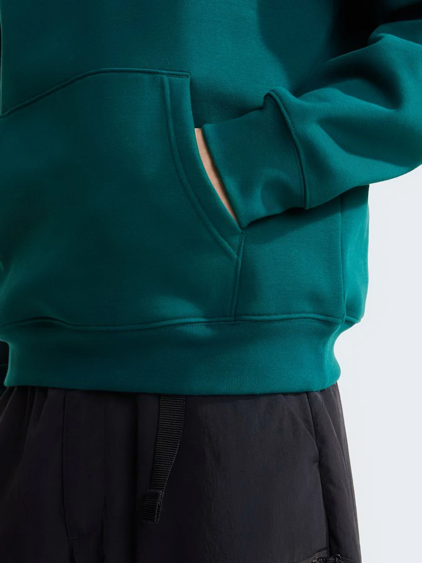 Худи и свитшоты The North Face M TNF ESSENTIAL DREW PEAK REGU модель NF0A8FDAN4J1 Фото