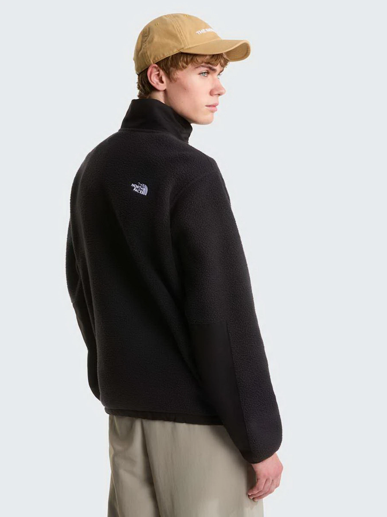 Худи и свитшоты The North Face M YUMIORI OFF PEAK FULL ZIP JA модель NF0A8FKNJK31 Худи и свитшоты The North Face M YUMIORI OFF PEAK FULL ZIP JA модель NF0A8FKNJK31 Фото