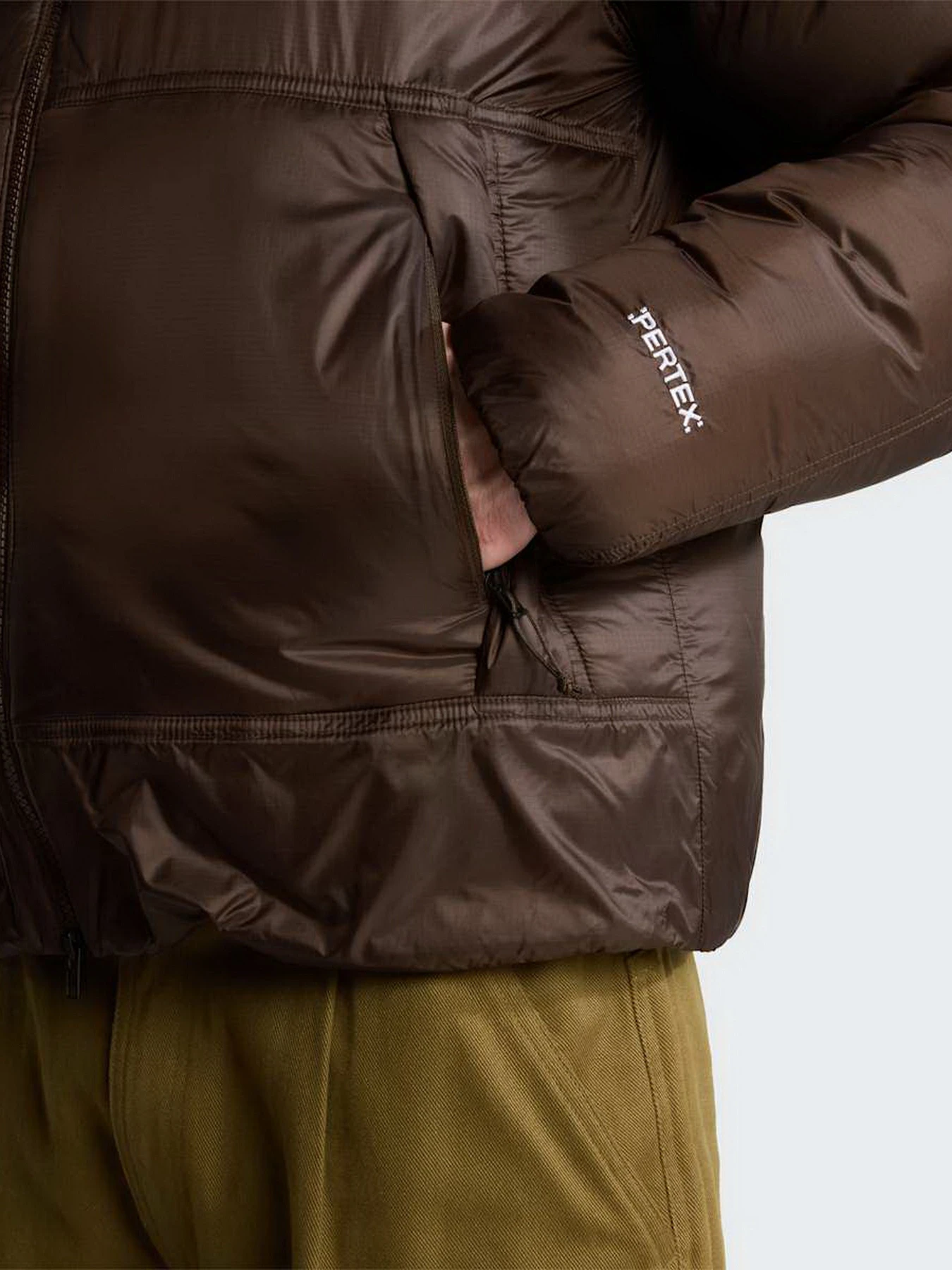 Куртки та дублянки The North Face M PERTEX EXPLORE JACKET модель NF0A8H0PNMF1 Куртки та дублянки The North Face M PERTEX EXPLORE JACKET модель NF0A8H0PNMF1 Фото