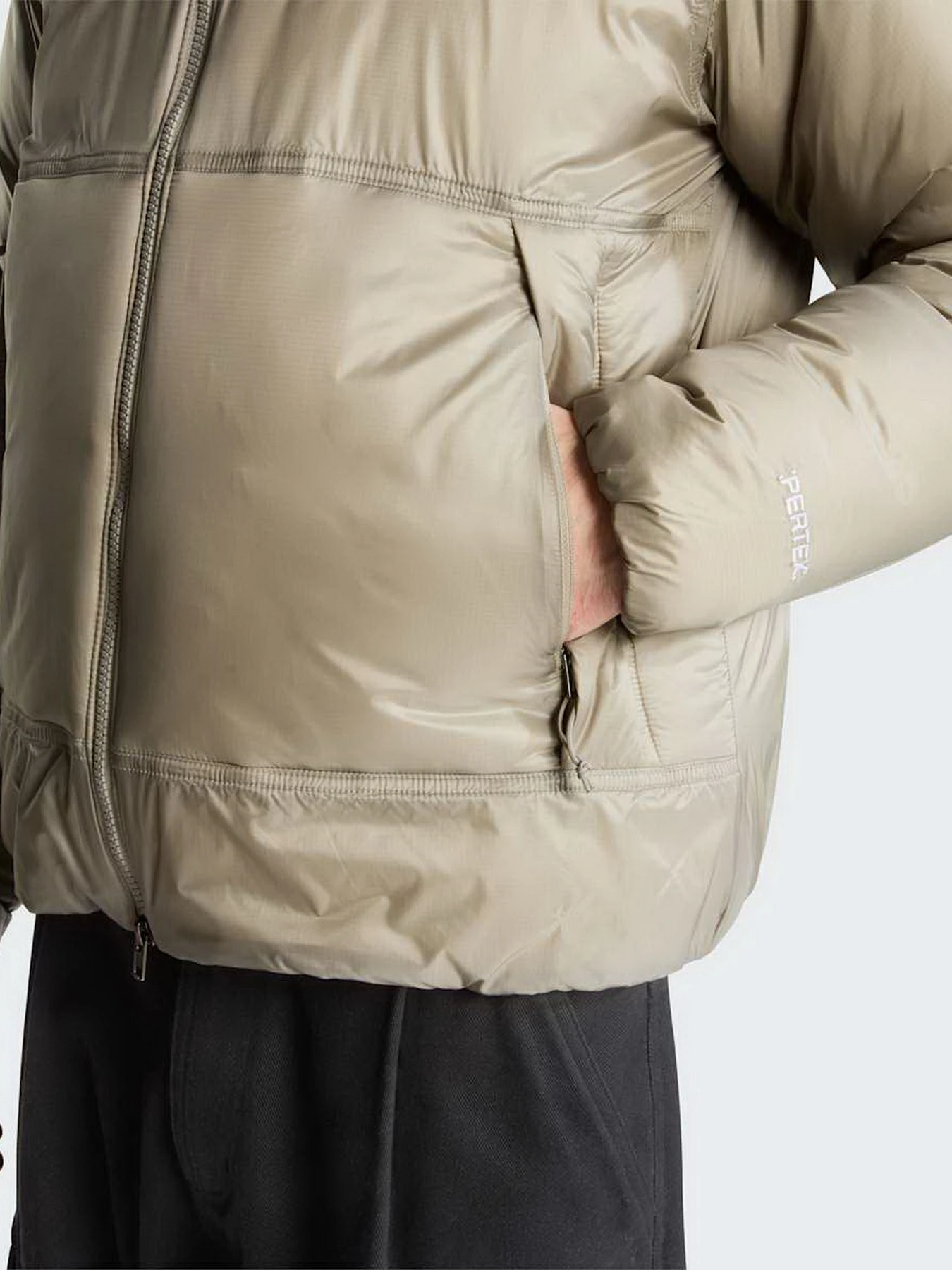 Куртки та дублянки The North Face M PERTEX EXPLORE JACKET модель NF0A8H0P2MB1 Куртки та дублянки The North Face M PERTEX EXPLORE JACKET модель NF0A8H0P2MB1 Фото
