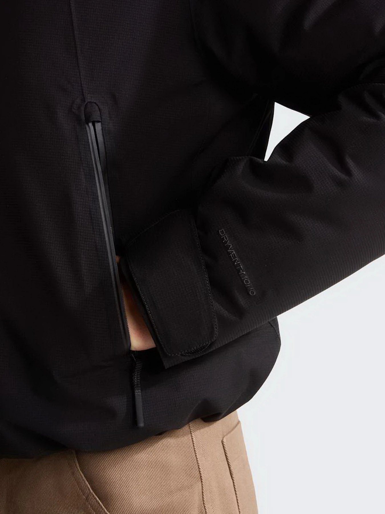 Куртки та дублянки The North Face W TNF RANGE LT HOODED JACKET модель NF0A8H18JK31 Фото