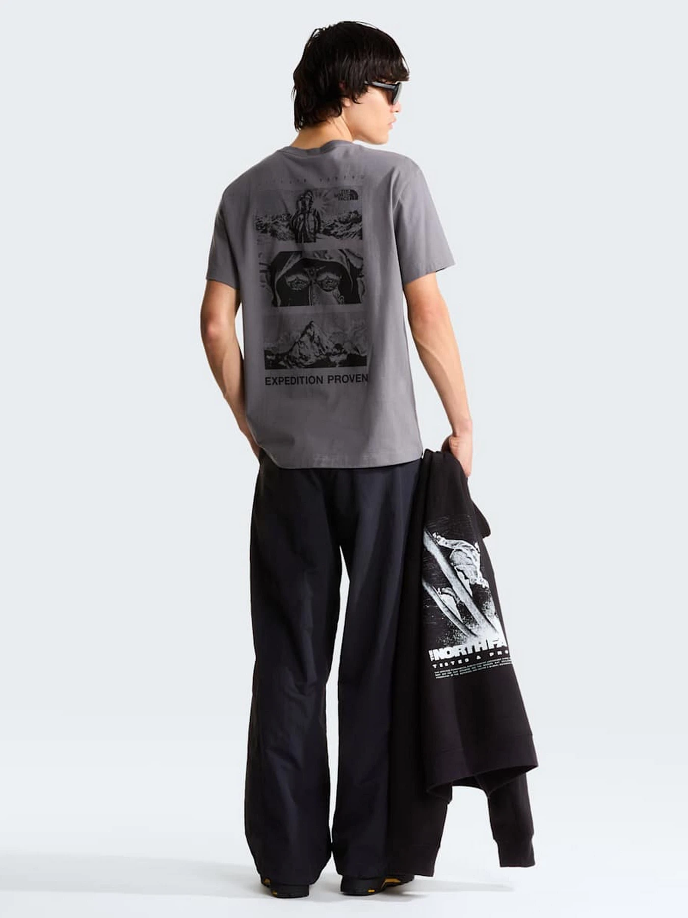 Футболки и поло The North Face U 60TH ANNIVERSARY 2 RELAXED S модель NF0A8H6A0UZ1 Футболки и поло The North Face U 60TH ANNIVERSARY 2 RELAXED S модель NF0A8H6A0UZ1 Фото