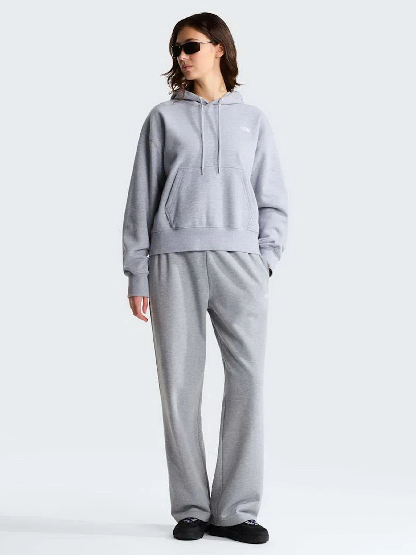 Худи и свитшоты The North Face W TNF ESSENTIAL SIMPLE DOME BO модель NF0A8HBXCQO1 Фото
