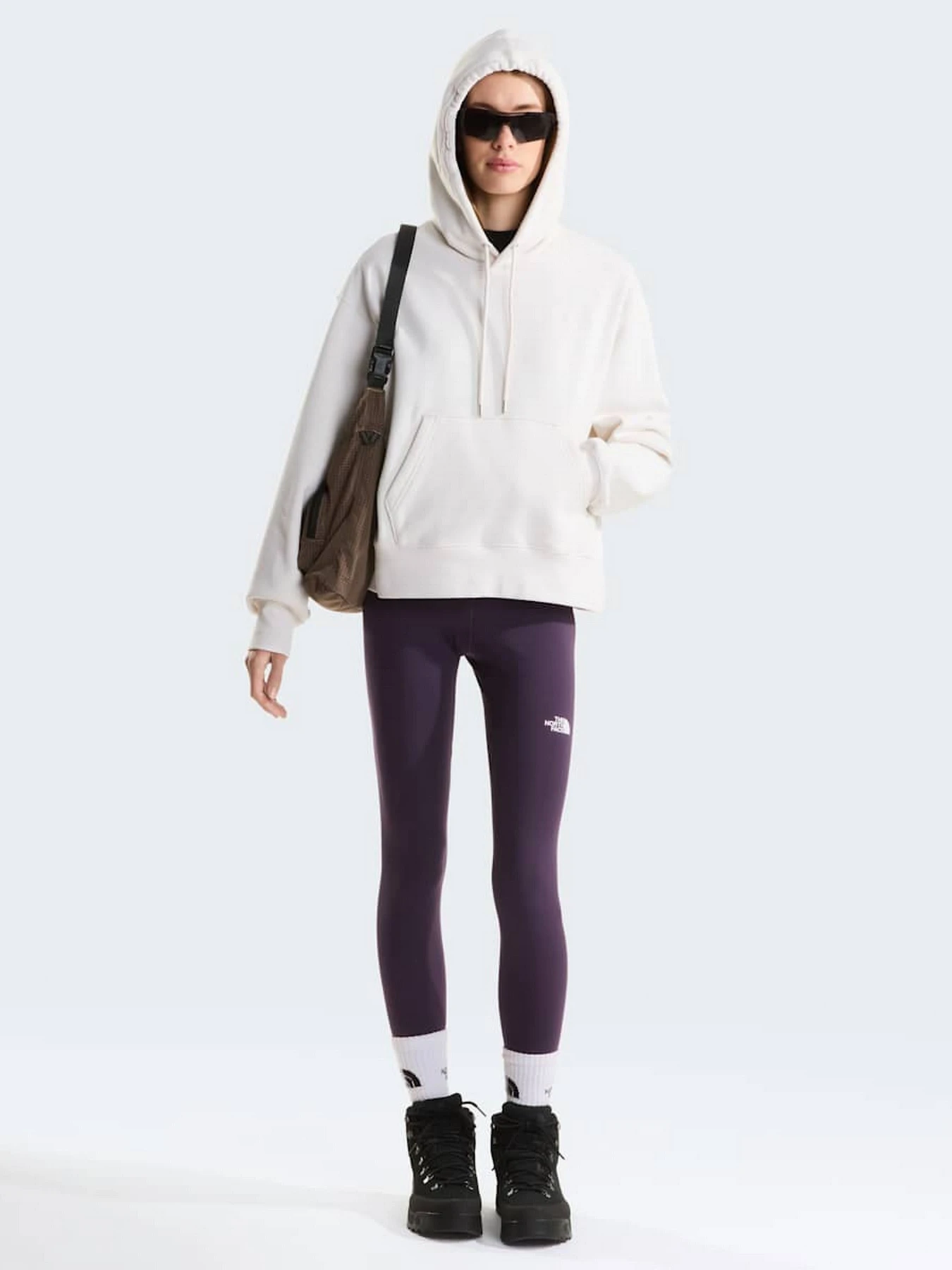 Худи и свитшоты The North Face W TNF ESSENTIAL SIMPLE DOME BO модель NF0A8HBX3IE1 Худи и свитшоты The North Face W TNF ESSENTIAL SIMPLE DOME BO модель NF0A8HBX3IE1 Фото