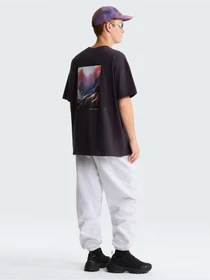 Футболки и поло The North Face M TNF RED BOX GRAPHIC S/S TEE модель NF0A8HFY0SA1 Фото
