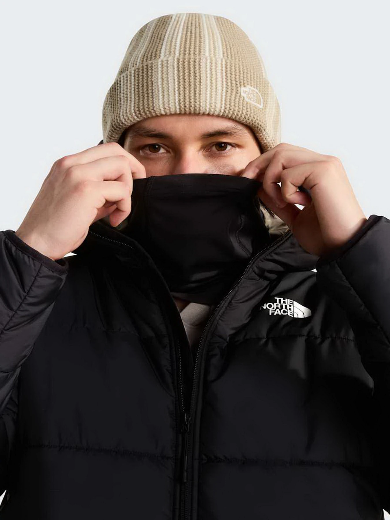 Куртки и дубленки The North Face M NSE HOODED MASK JACKET модель NF0A8J6CJK31 Куртки и дубленки The North Face M NSE HOODED MASK JACKET модель NF0A8J6CJK31 Фото
