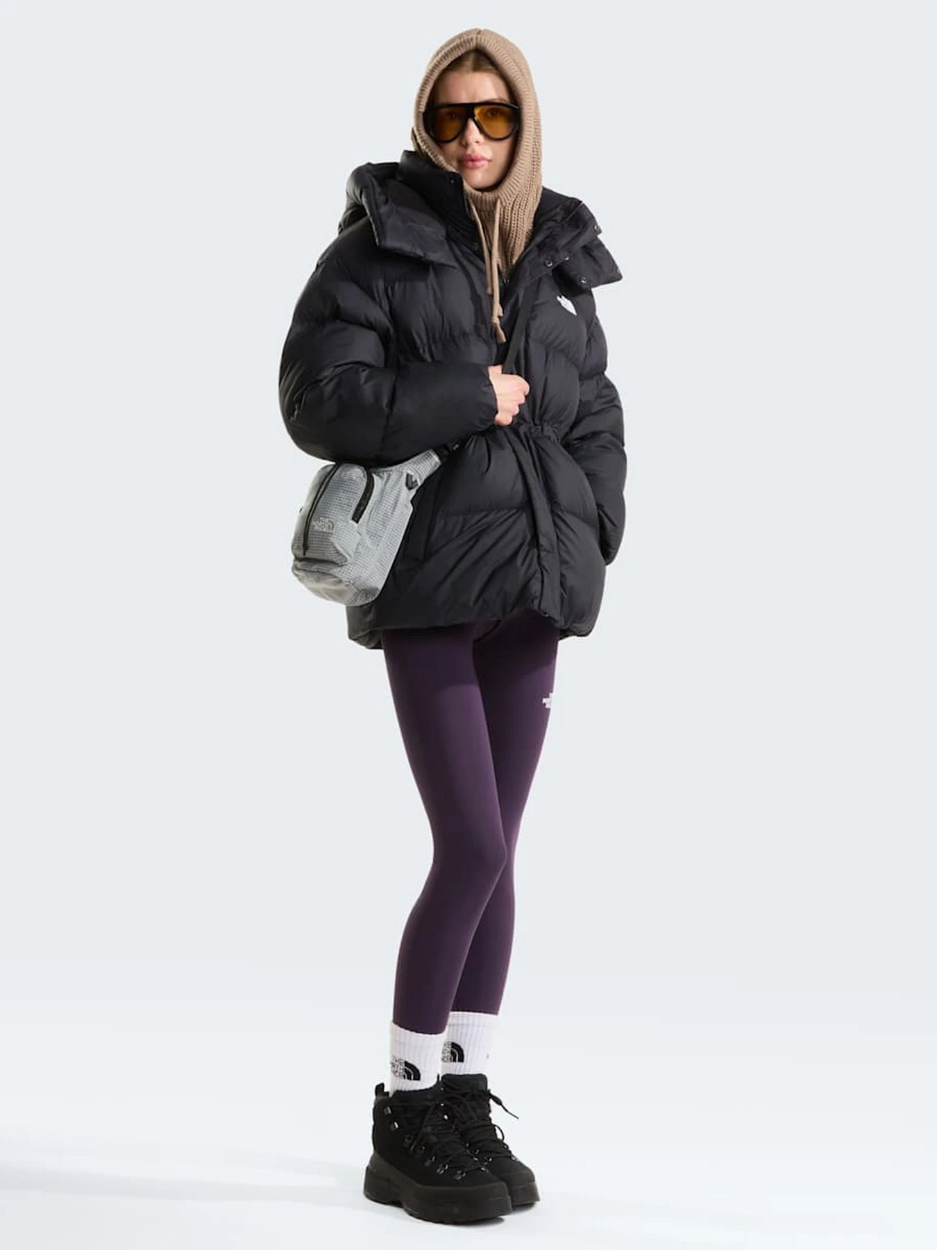 Куртки и дубленки The North Face W PUFFER OVERSIZED JACKET модель NF0A8J6HJK31 Куртки и дубленки The North Face W PUFFER OVERSIZED JACKET модель NF0A8J6HJK31 Фото