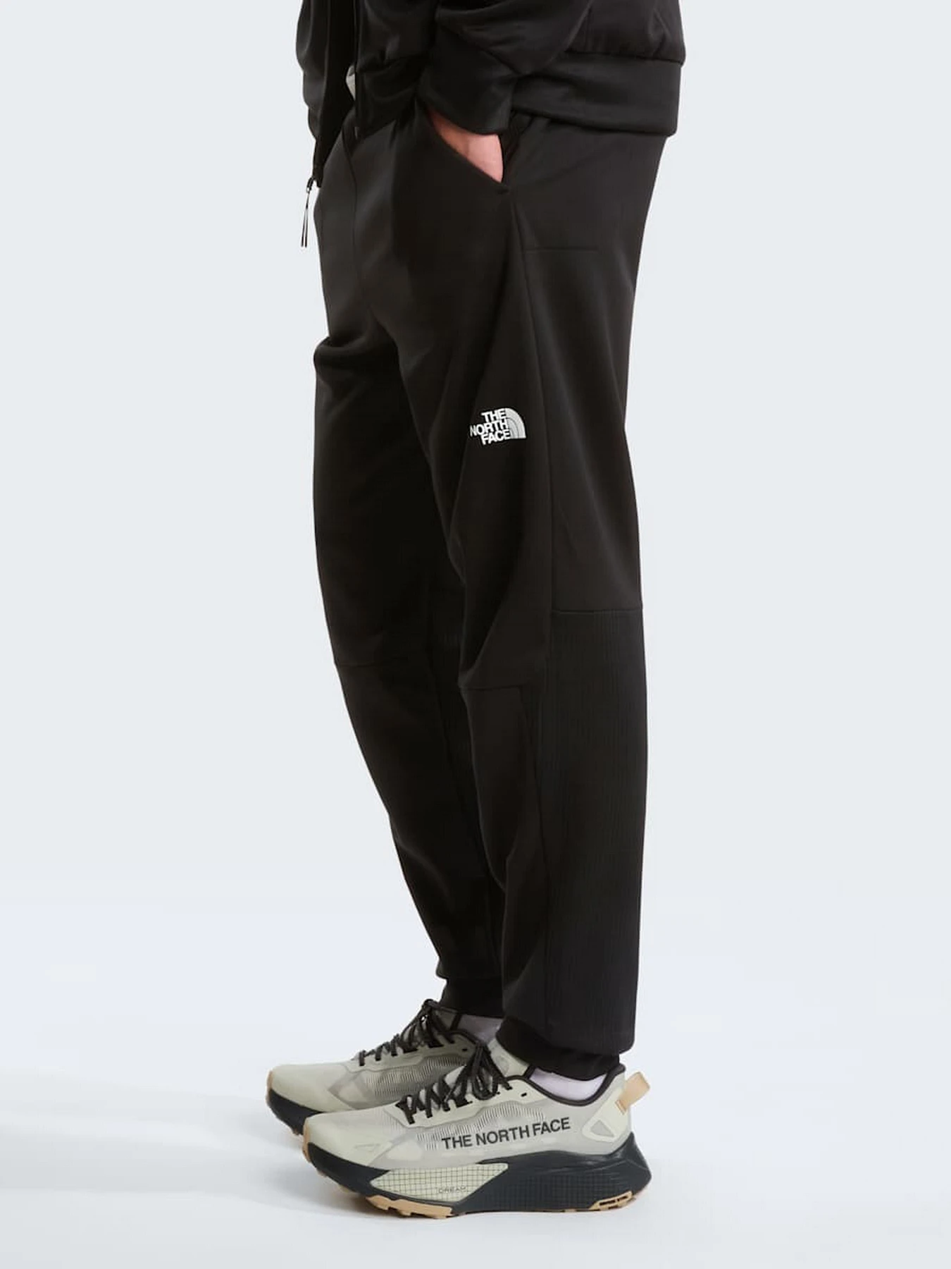 Брюки The North Face M MOUNTAIN ATHLETICS FLEECE PA модель NF0A8J8DJK31 Брюки The North Face M MOUNTAIN ATHLETICS FLEECE PA модель NF0A8J8DJK31 Фото