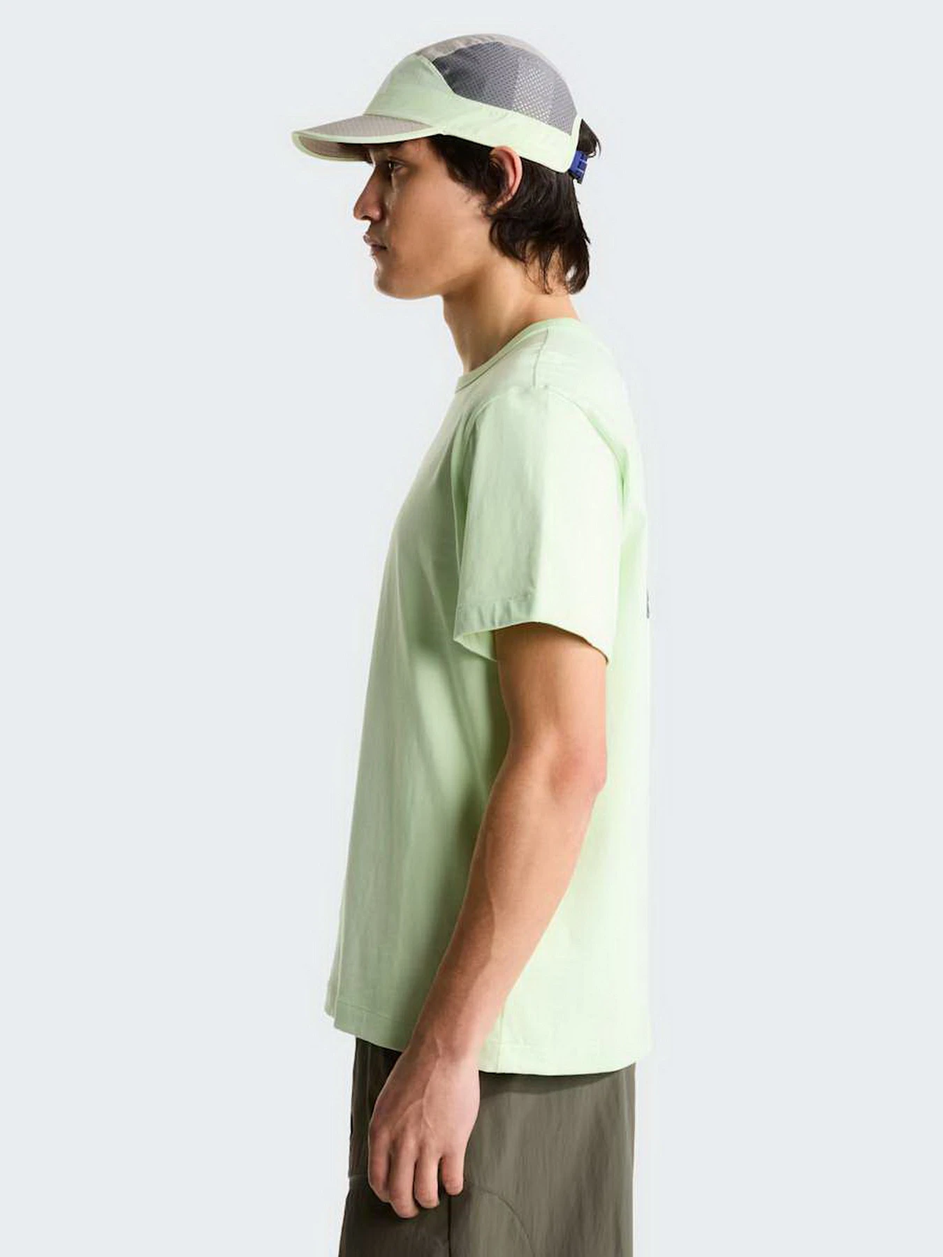 Футболки и поло The North Face U TNF TAG RELAXED SHORT SLEEVE модель NF0A8JA6NLY1 Футболки и поло The North Face U TNF TAG RELAXED SHORT SLEEVE модель NF0A8JA6NLY1 Фото