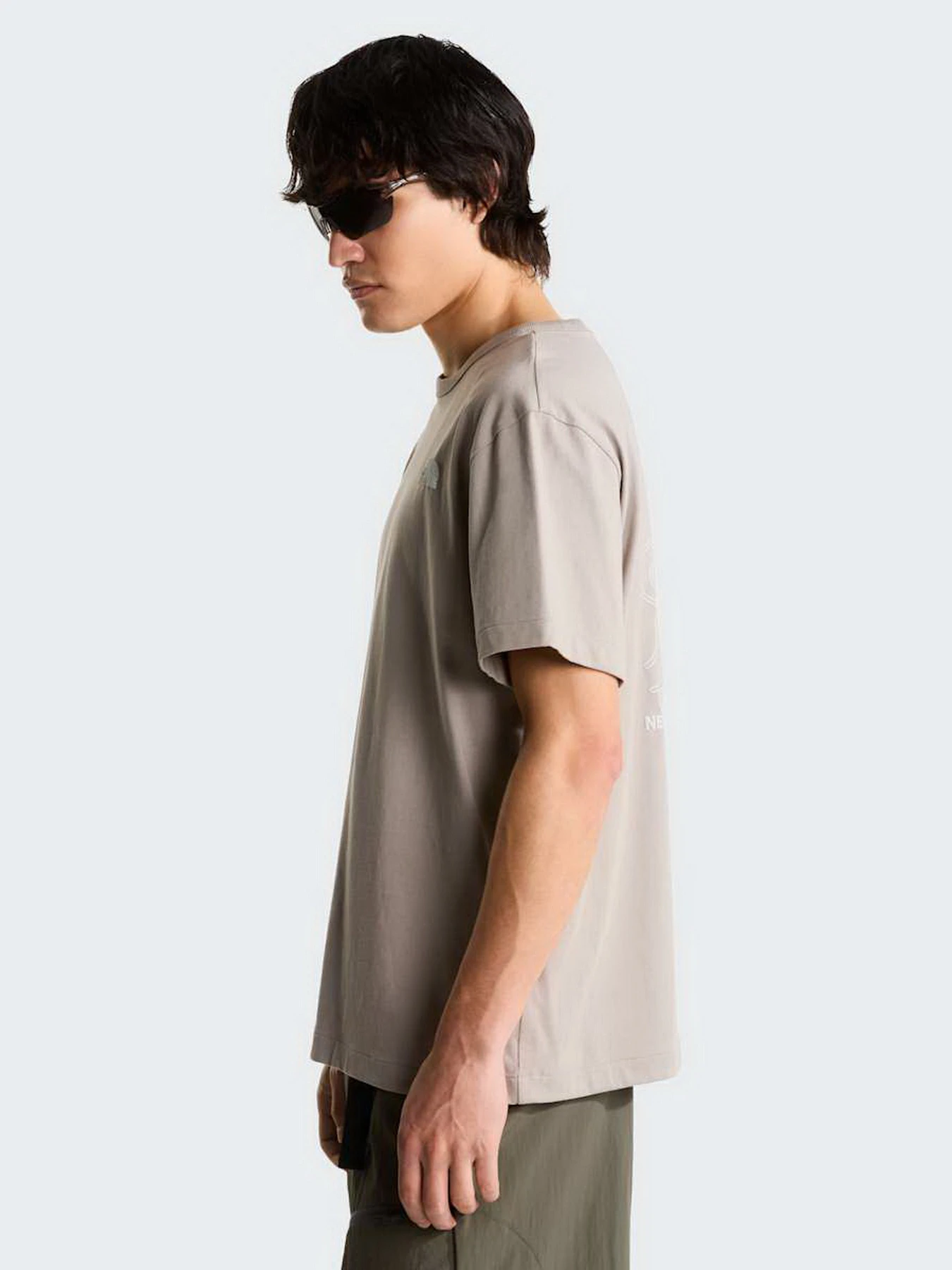 Футболки и поло The North Face U NSE SLOPES RELAXED SHORT SLE модель NF0A8JA82MB1 Футболки и поло The North Face U NSE SLOPES RELAXED SHORT SLE модель NF0A8JA82MB1 Фото