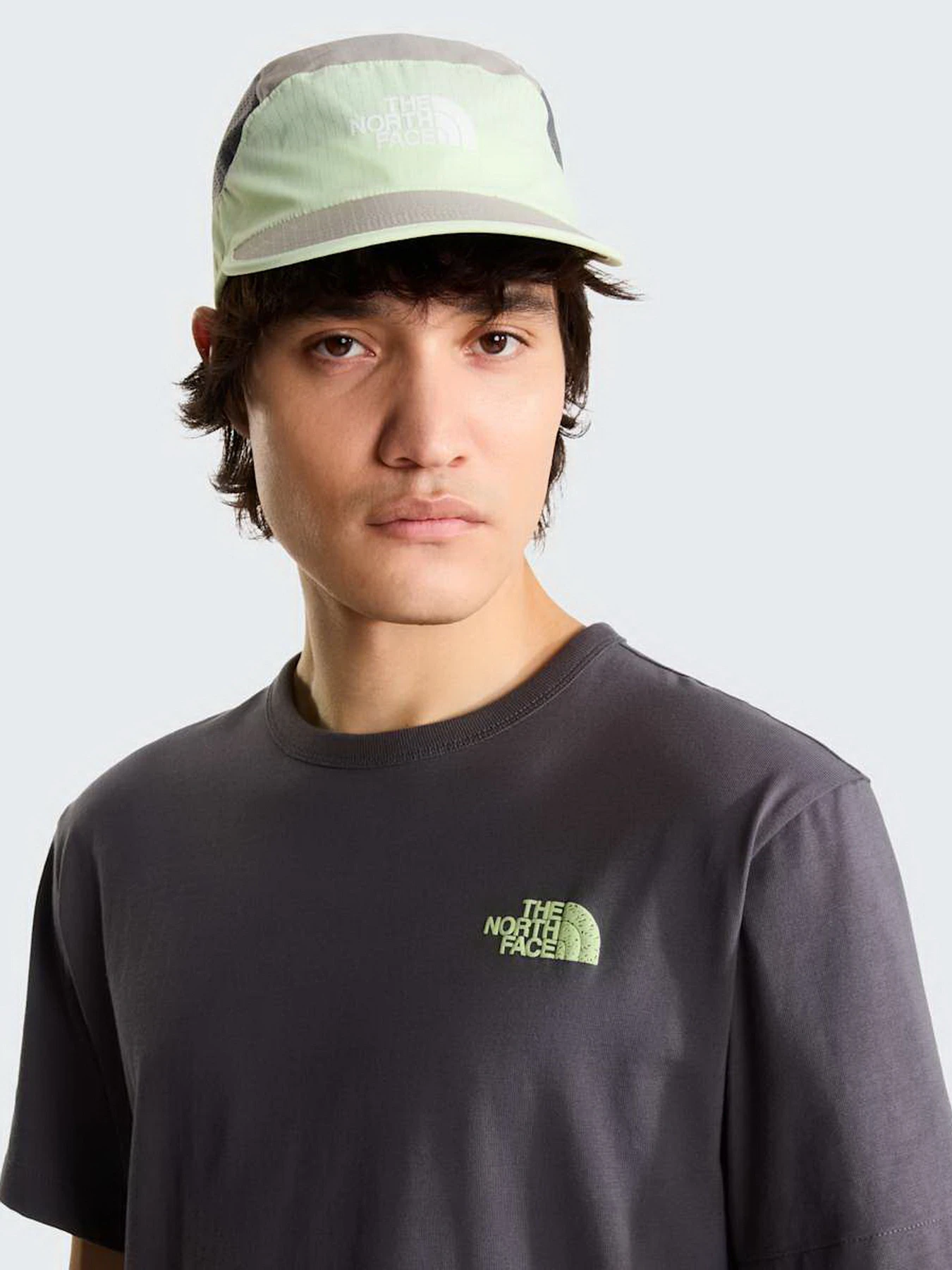 Футболки и поло The North Face U NSE SLOPES RELAXED SHORT SLE модель NF0A8JA8RHI1 Футболки и поло The North Face U NSE SLOPES RELAXED SHORT SLE модель NF0A8JA8RHI1 Фото