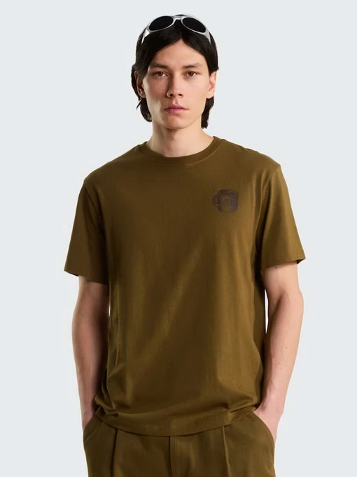 Футболки і поло The North Face U BASECAMP BARISTA RELAXED SHO модель NF0A8JAA2EK1 Фото