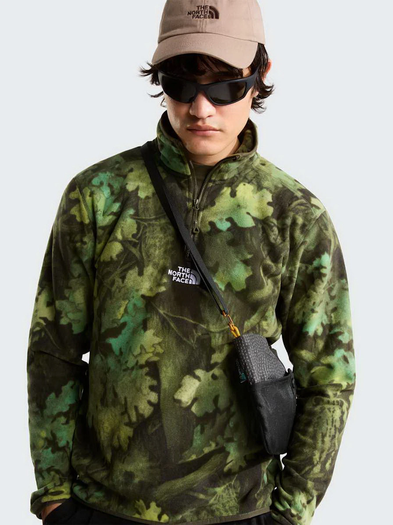 Худи и свитшоты The North Face M NOVELTY LOGO GLACIER 1/4 ZIP модель NF0A8JK8SS11 Худи и свитшоты The North Face M NOVELTY LOGO GLACIER 1/4 ZIP модель NF0A8JK8SS11 Фото